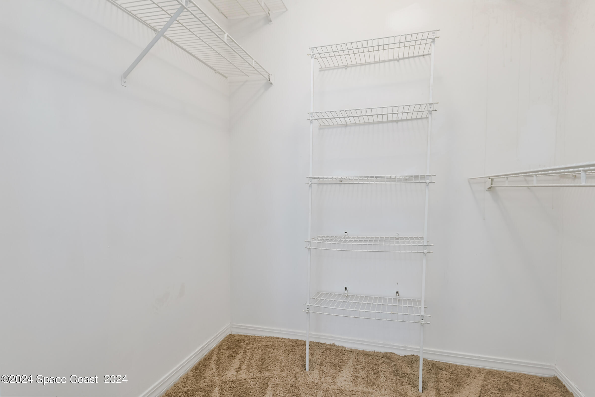 7667 N Wickham Road, 1511