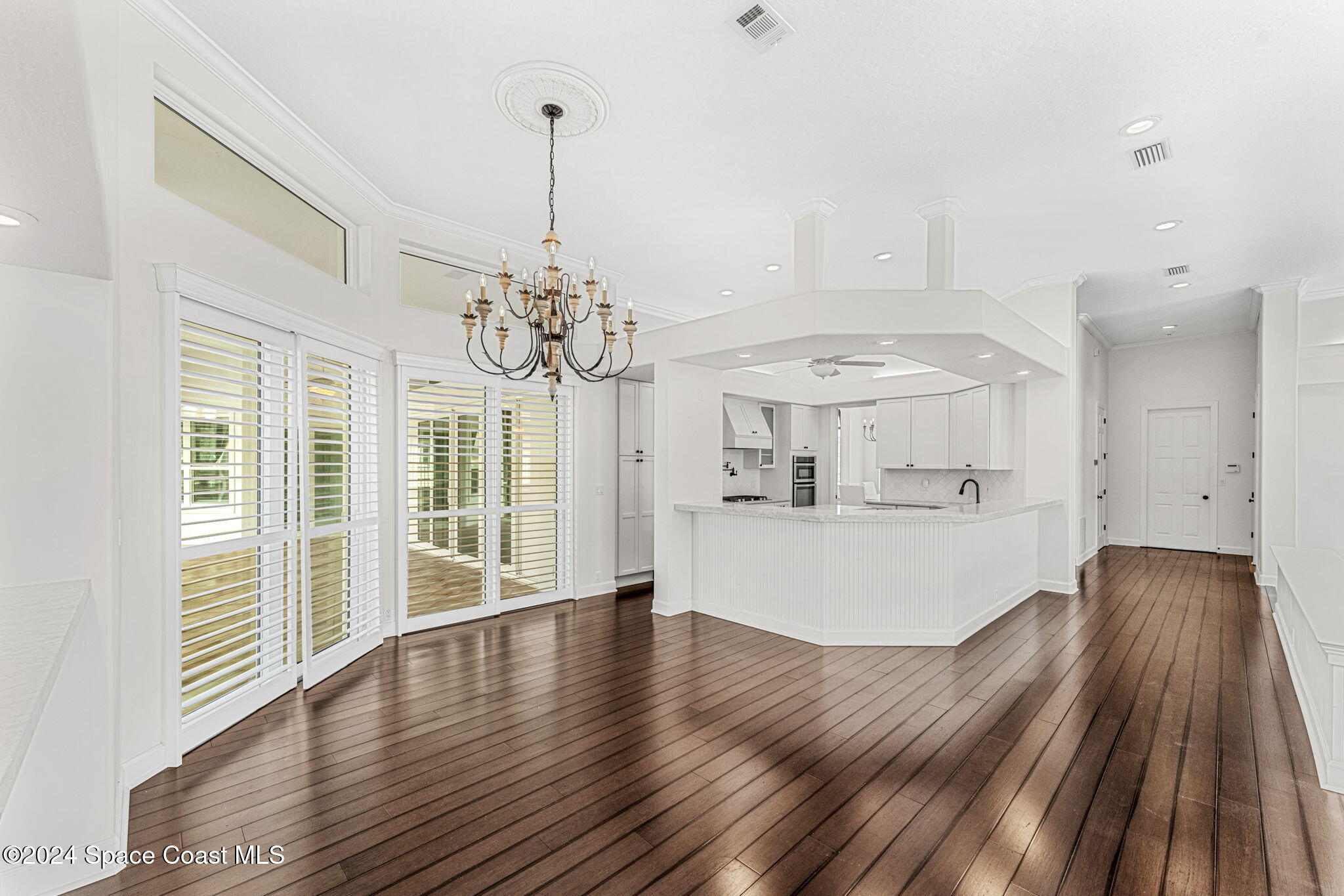 104 Lansing Island Drive