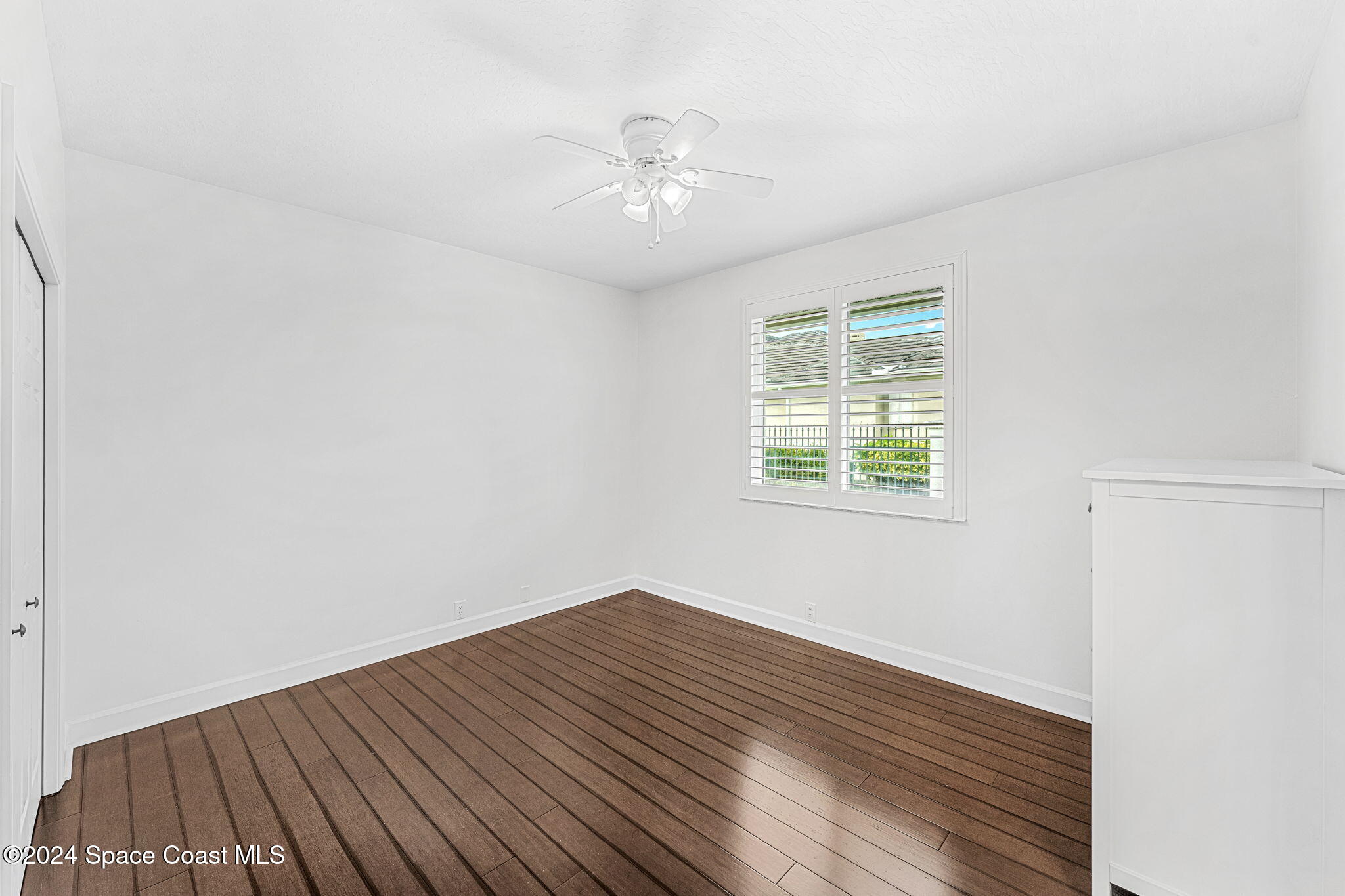104 Lansing Island Drive
