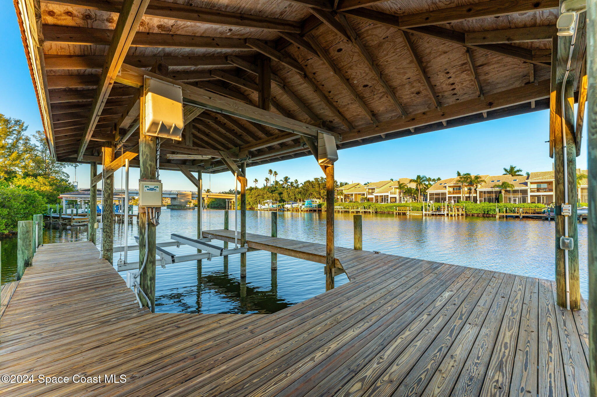 104 Lansing Island Drive