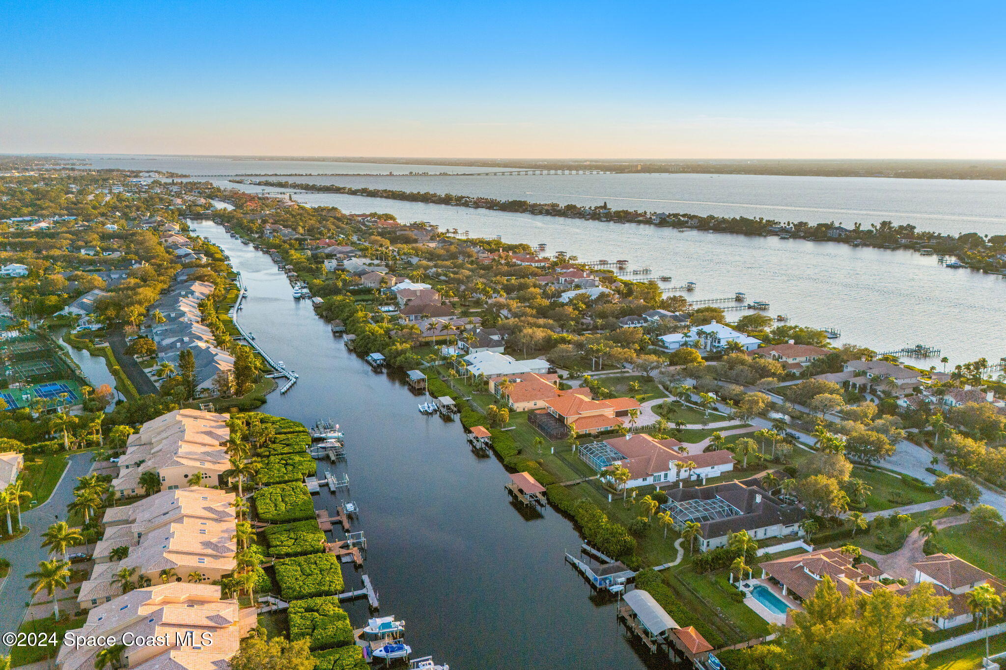 104 Lansing Island Drive
