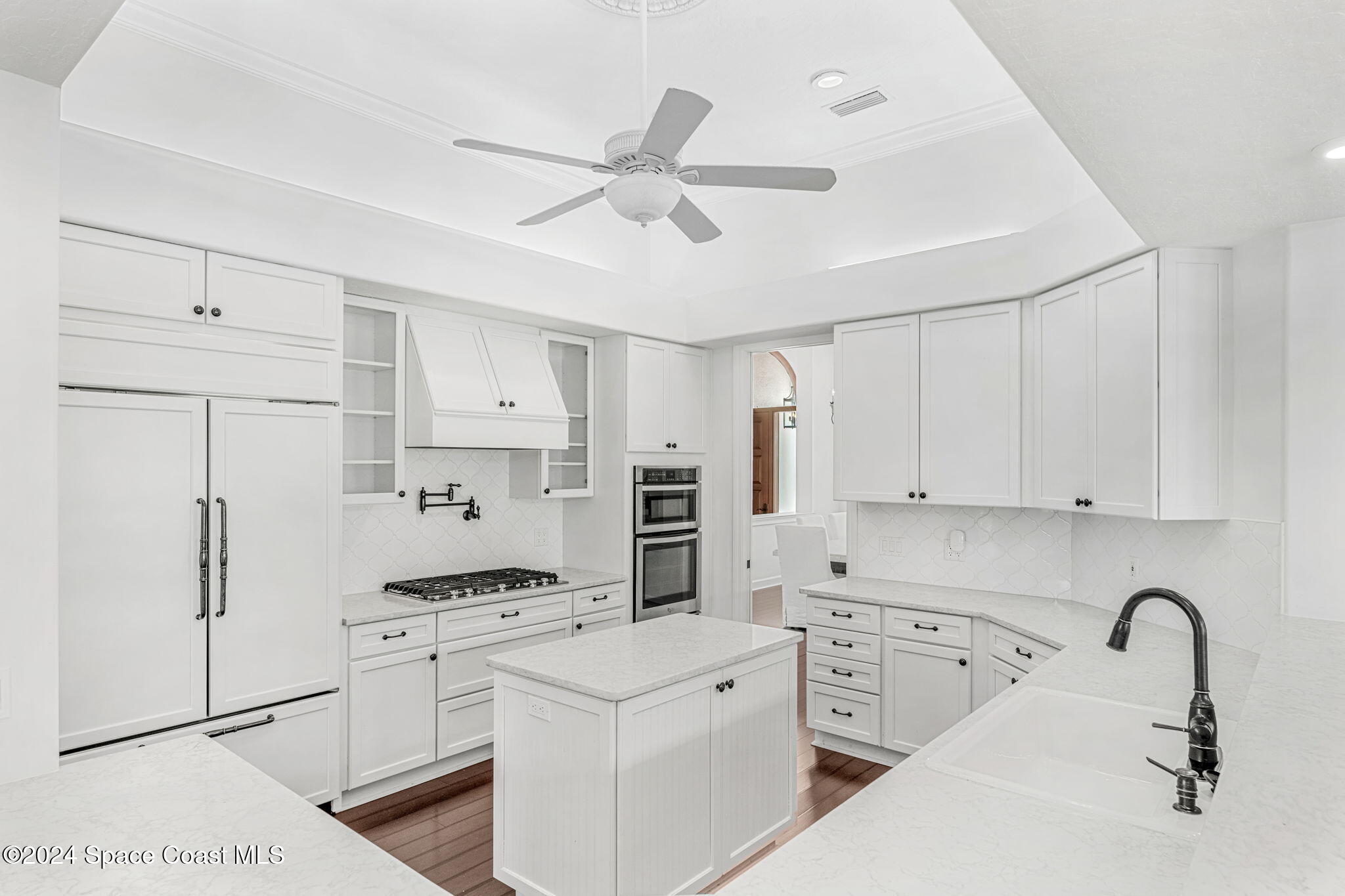 104 Lansing Island Drive