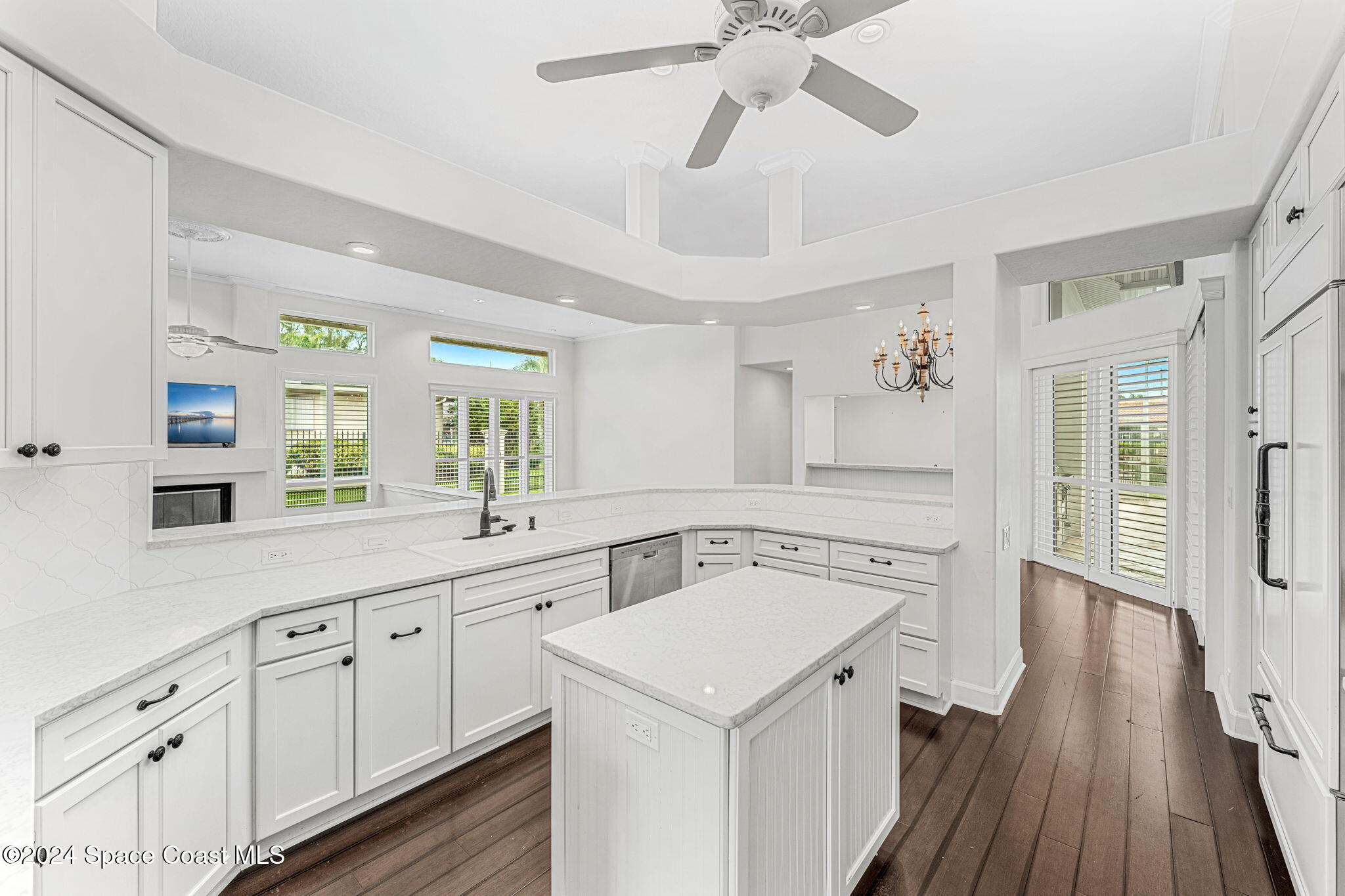104 Lansing Island Drive