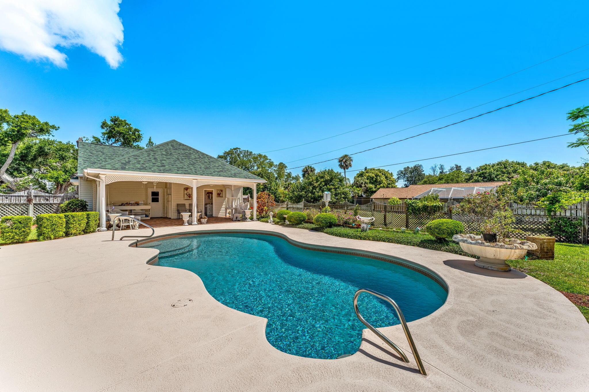 4240 Overhill Drive