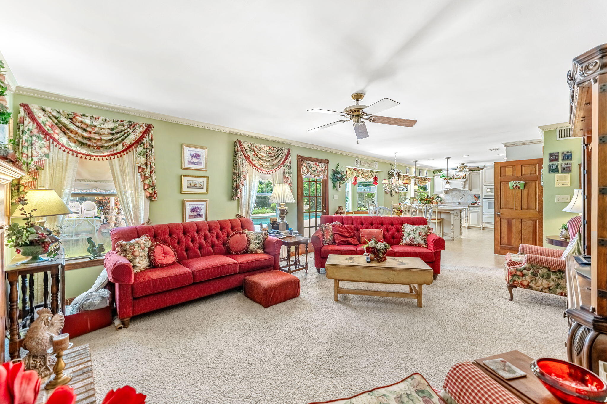 4240 Overhill Drive