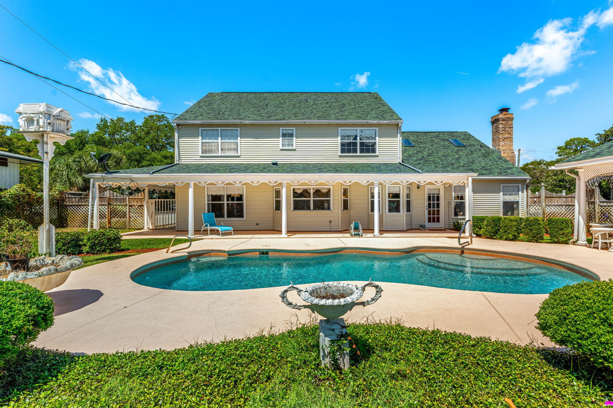 4240 Overhill Drive
