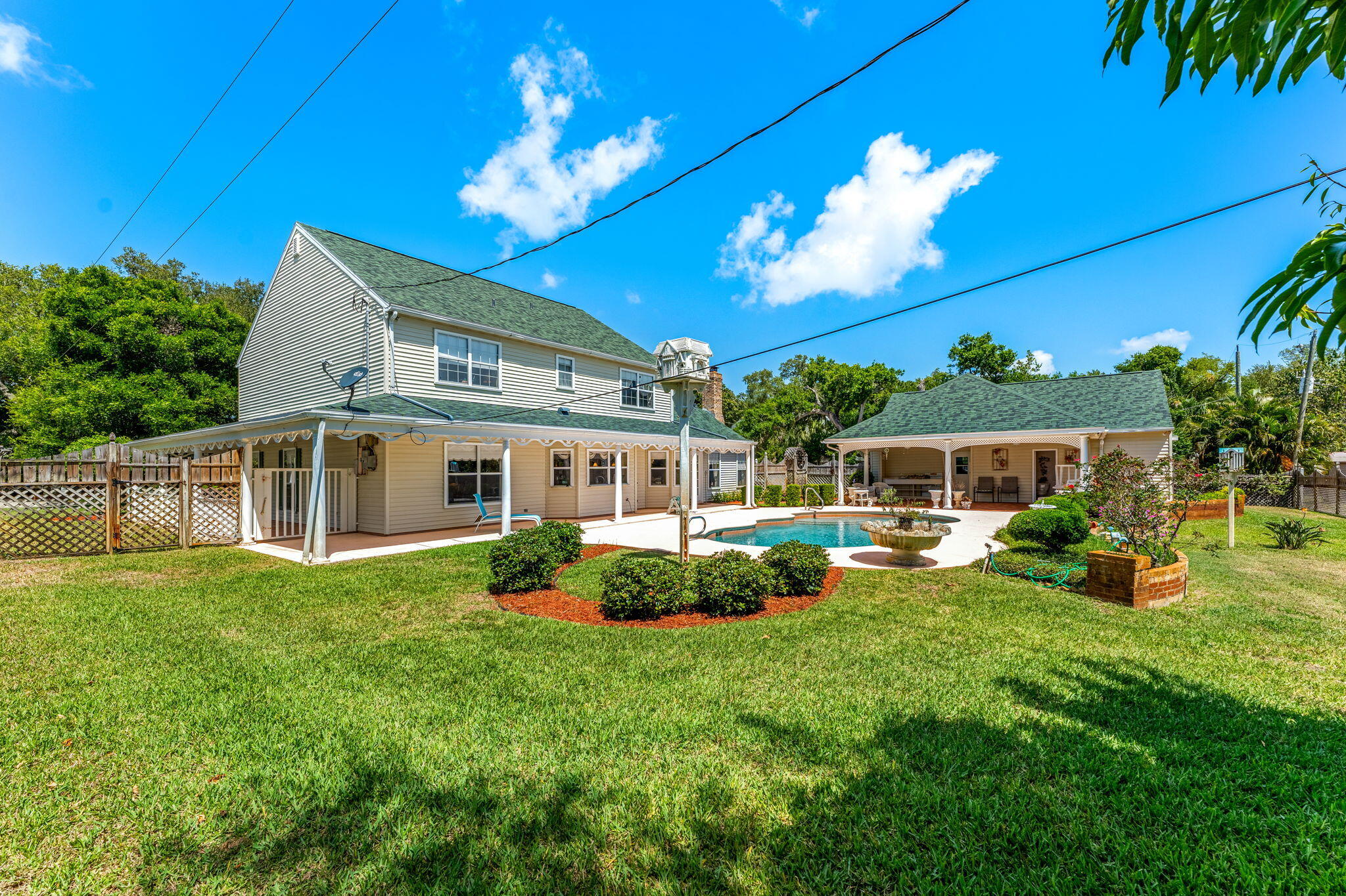 4240 Overhill Drive