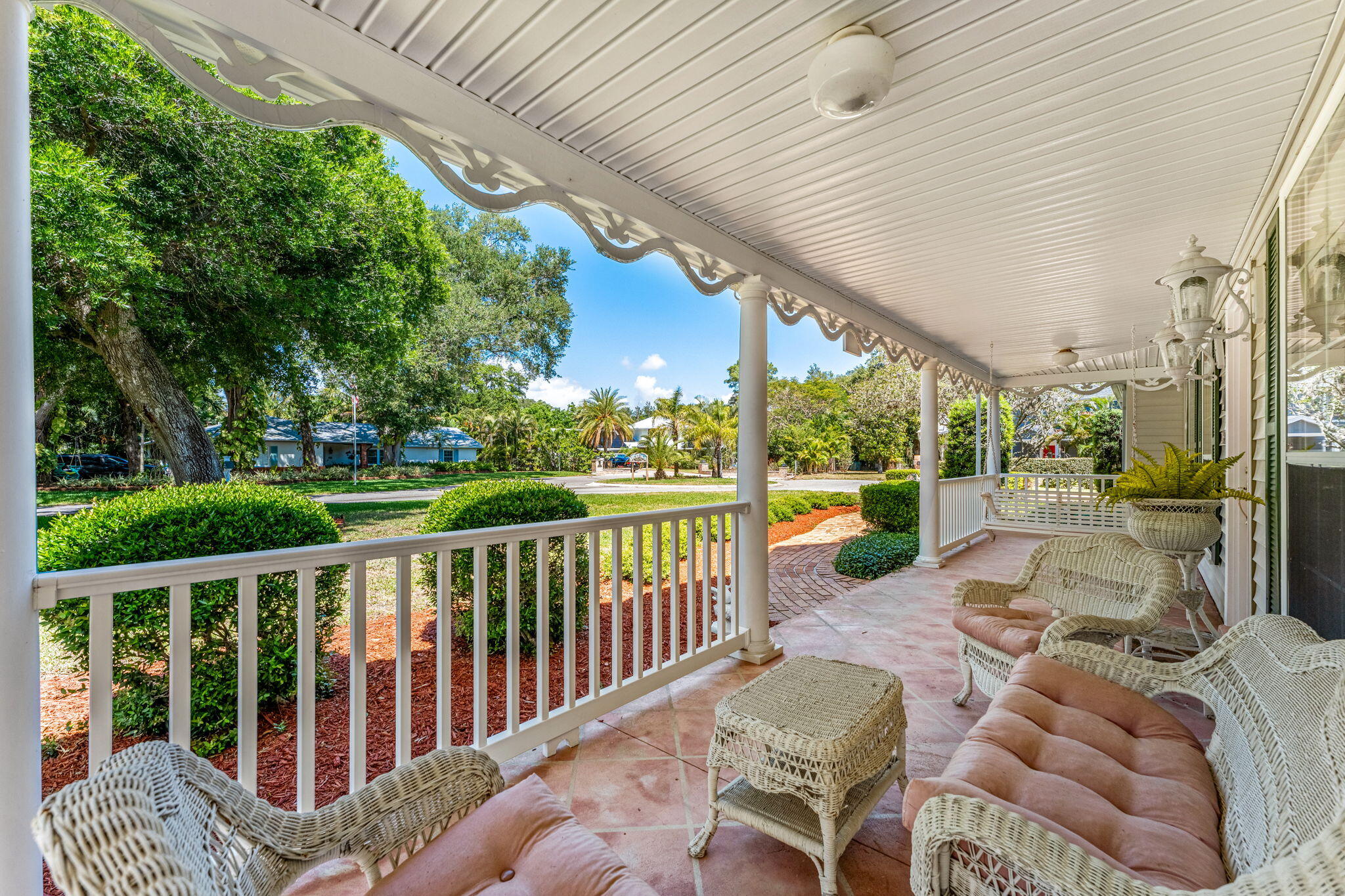 4240 Overhill Drive