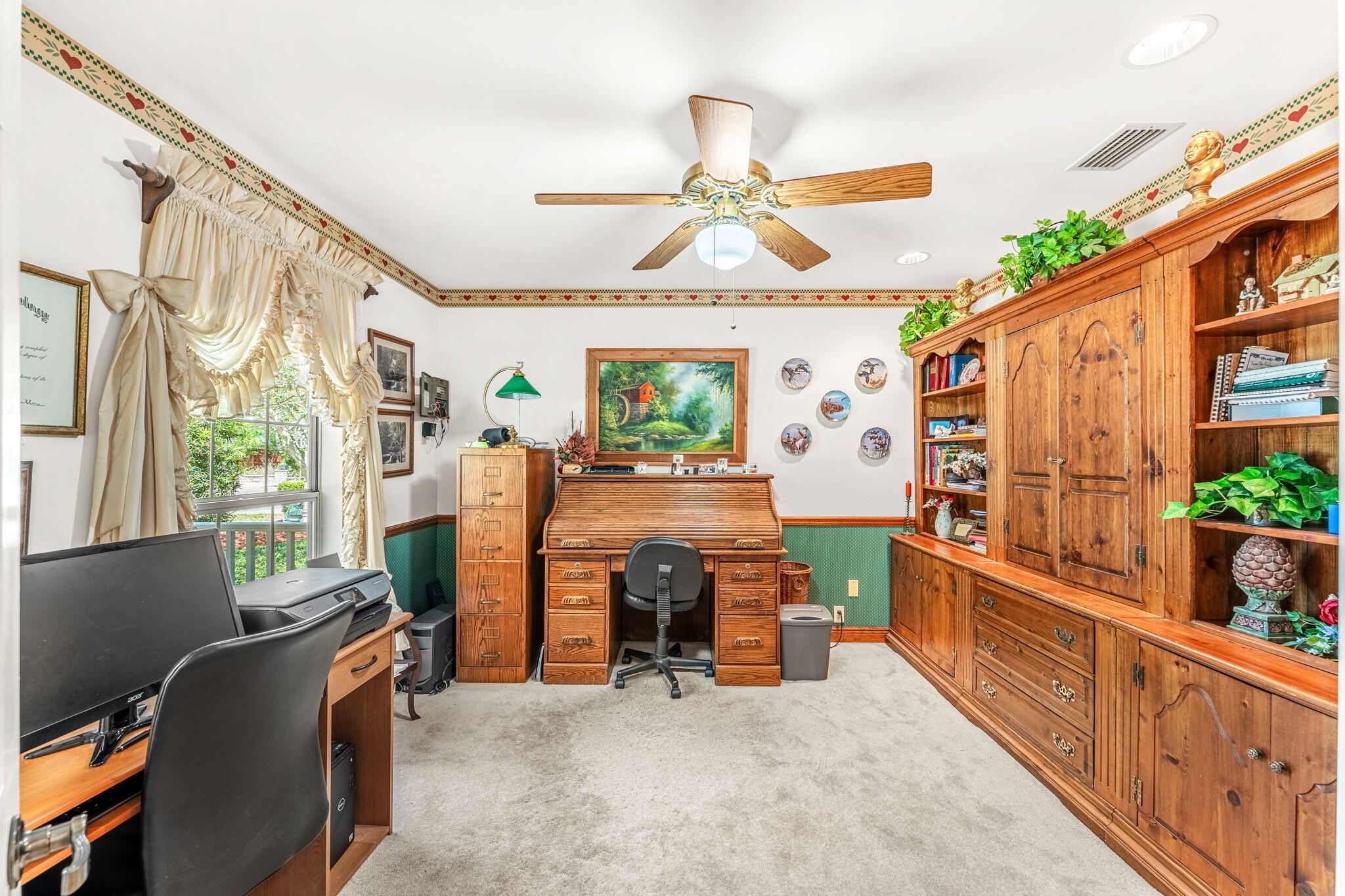 4240 Overhill Drive