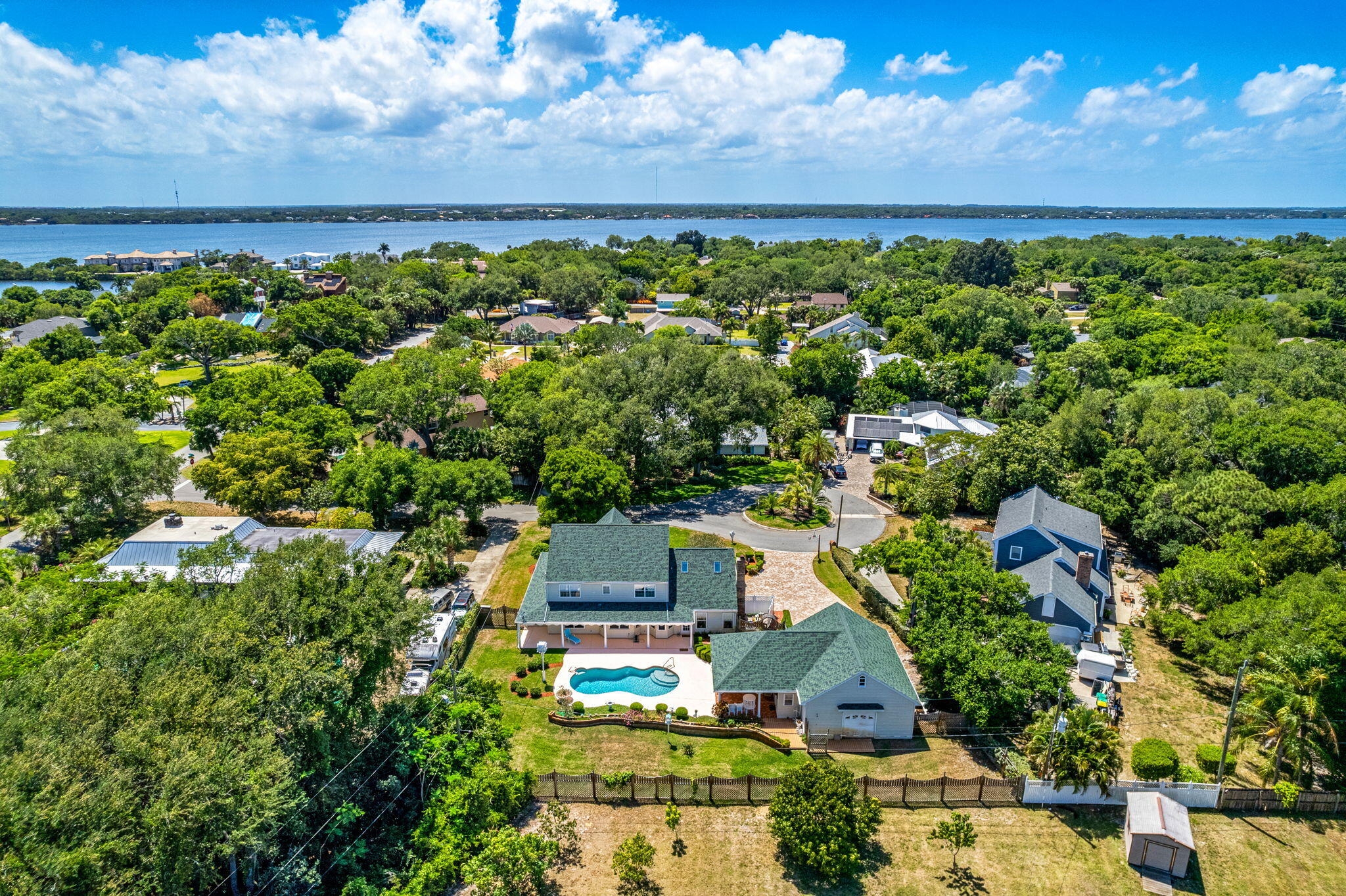 4240 Overhill Drive