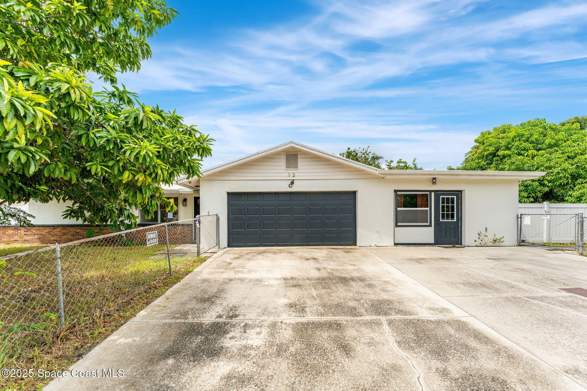 12 Holiday Park Boulevard NE