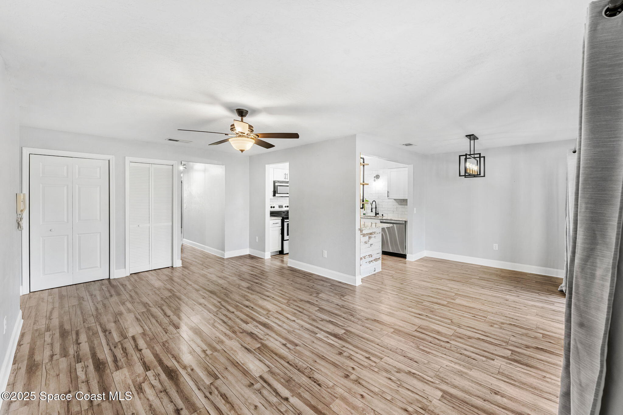 9017 Scarsdale Court, 28