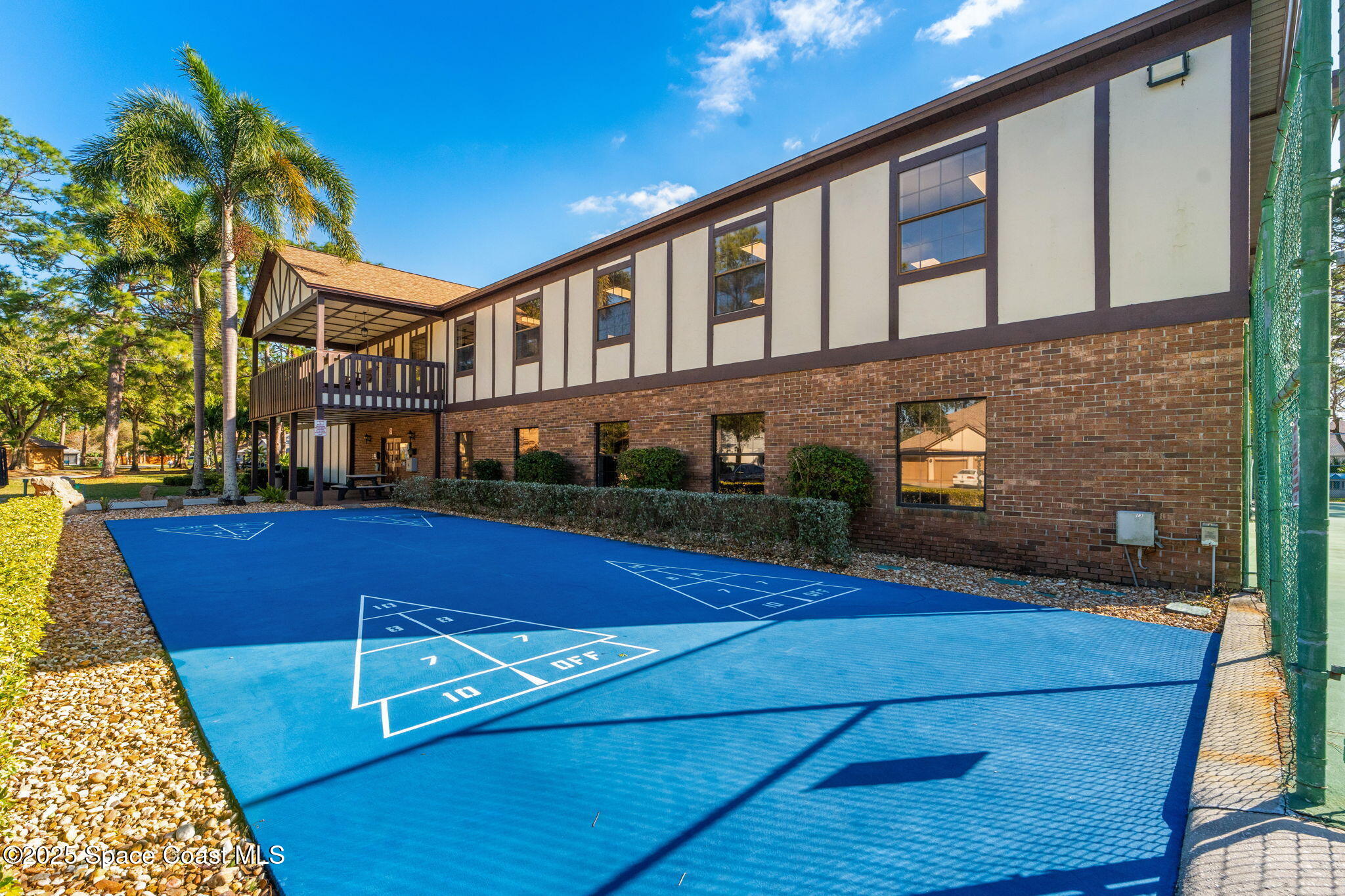 9017 Scarsdale Court, 28
