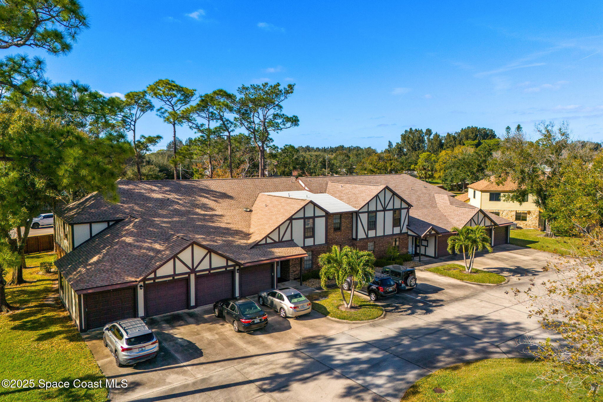 9017 Scarsdale Court, 28