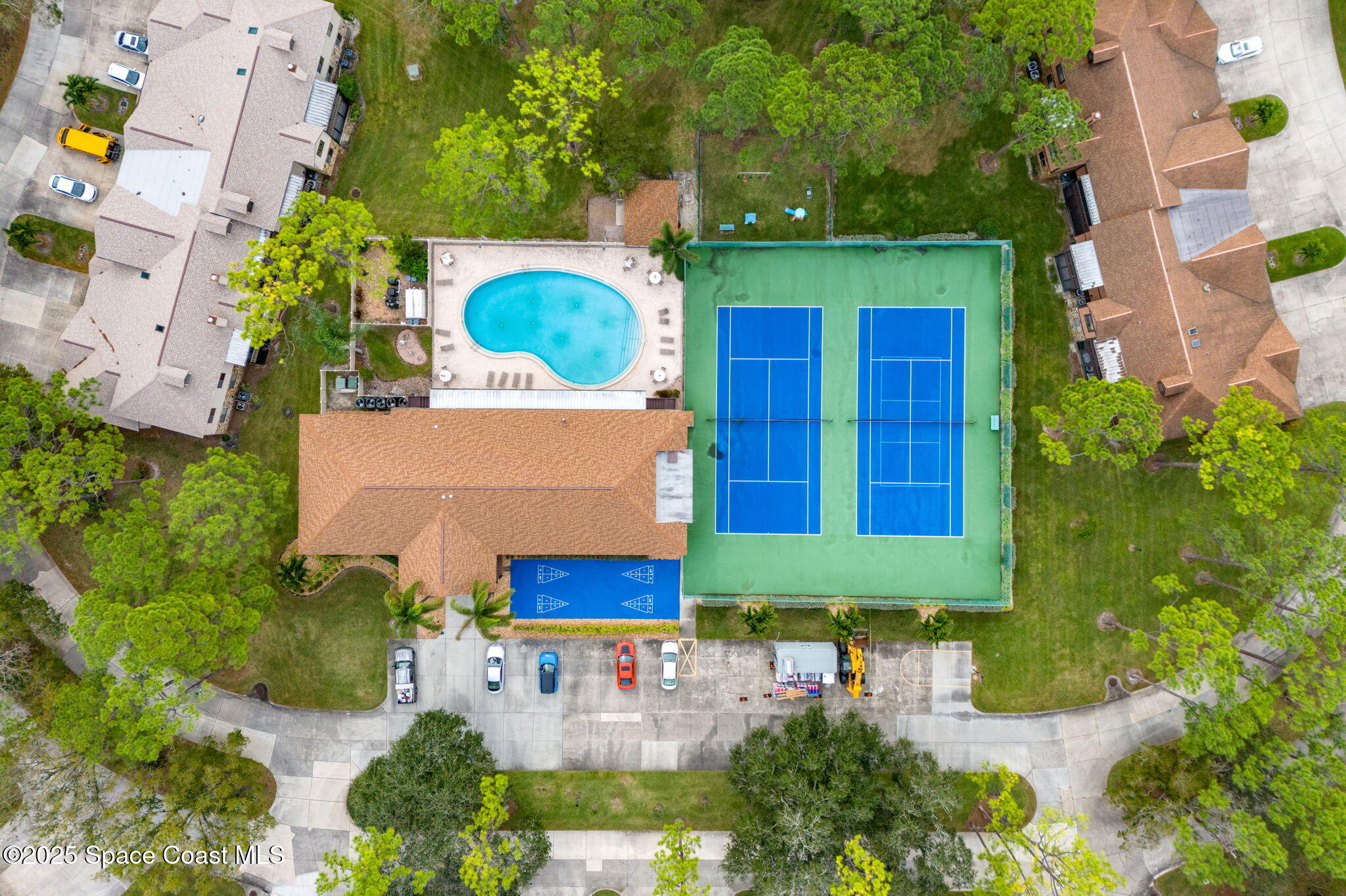 9017 Scarsdale Court, 28