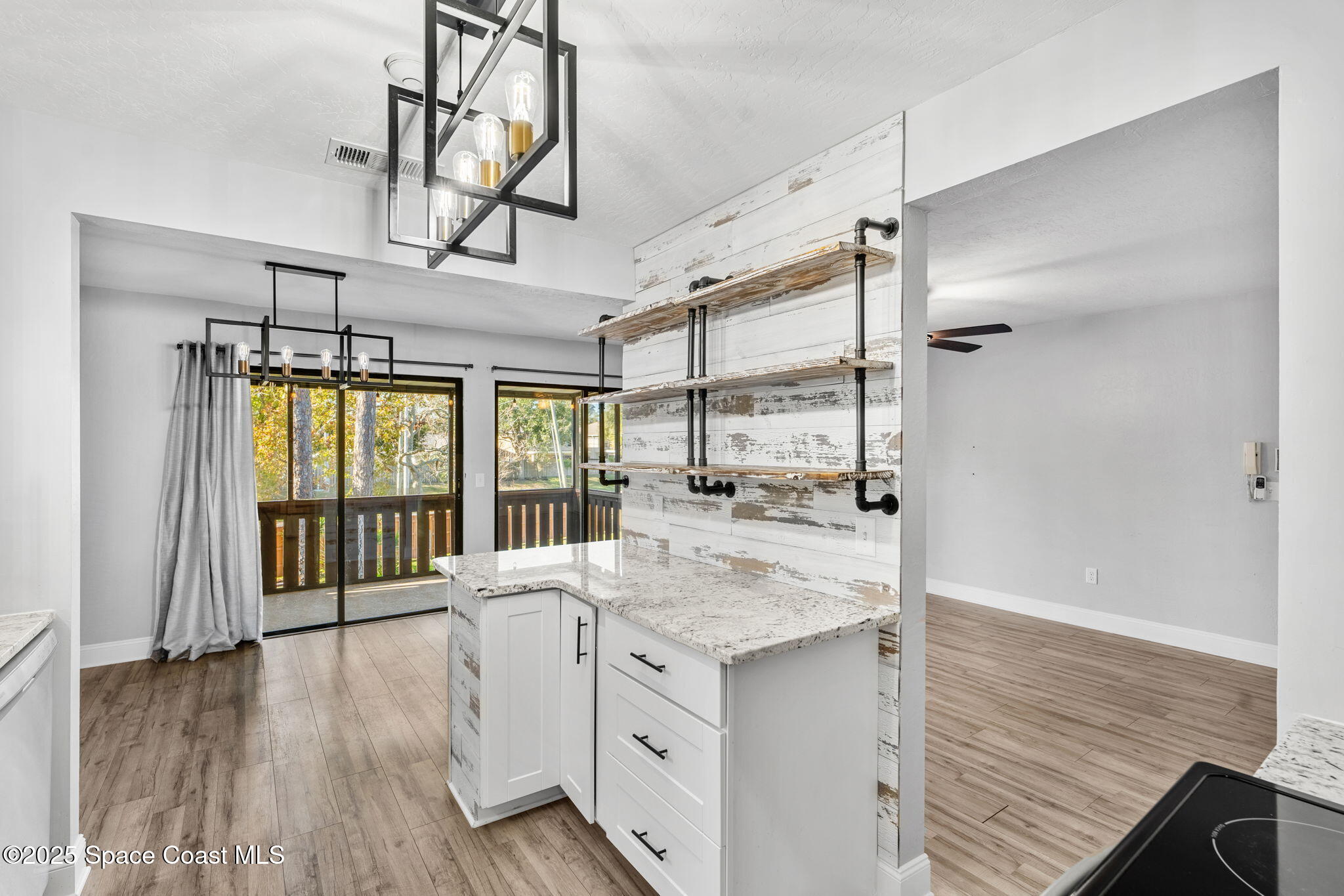9017 Scarsdale Court, 28