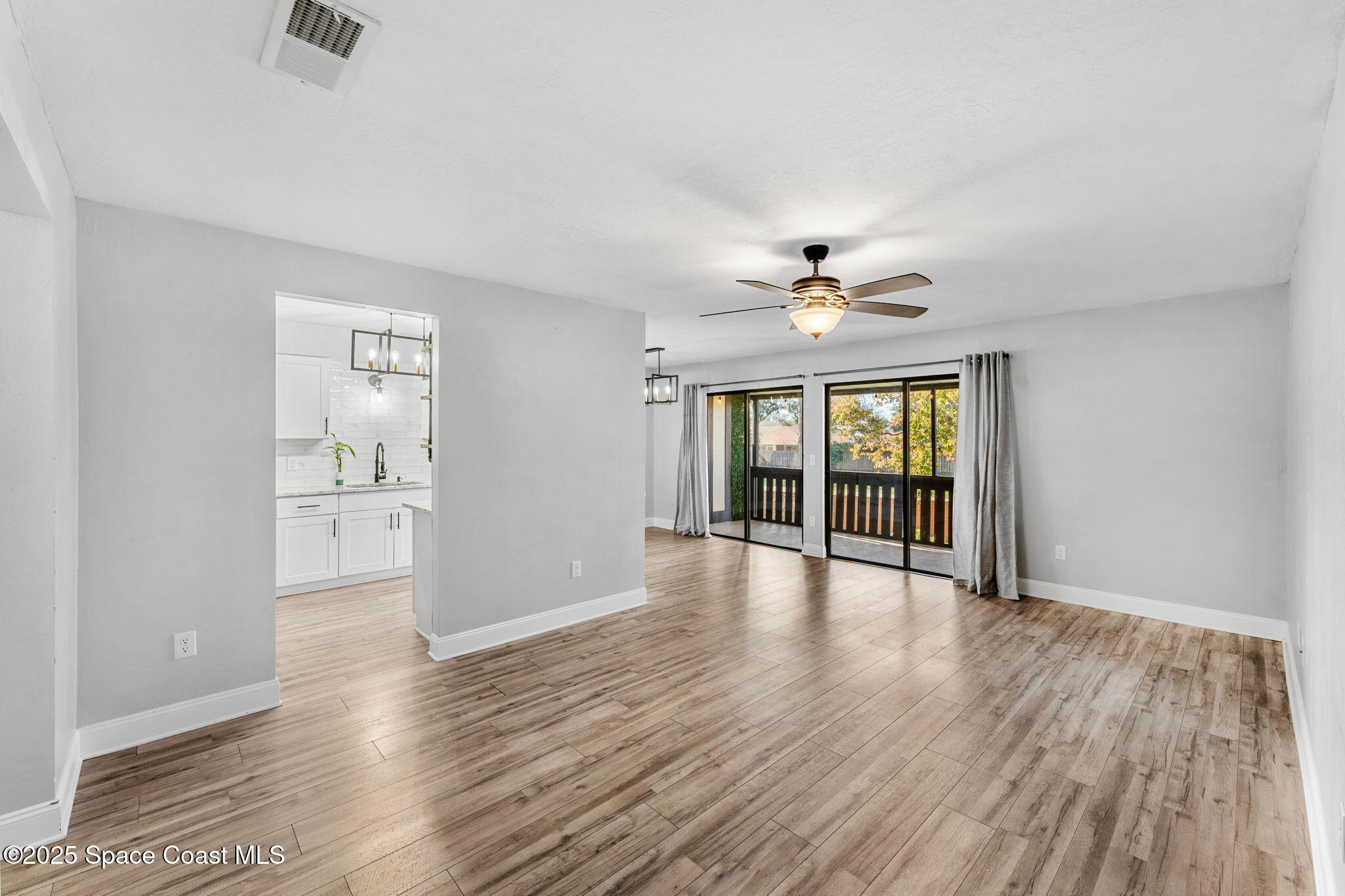 9017 Scarsdale Court, 28
