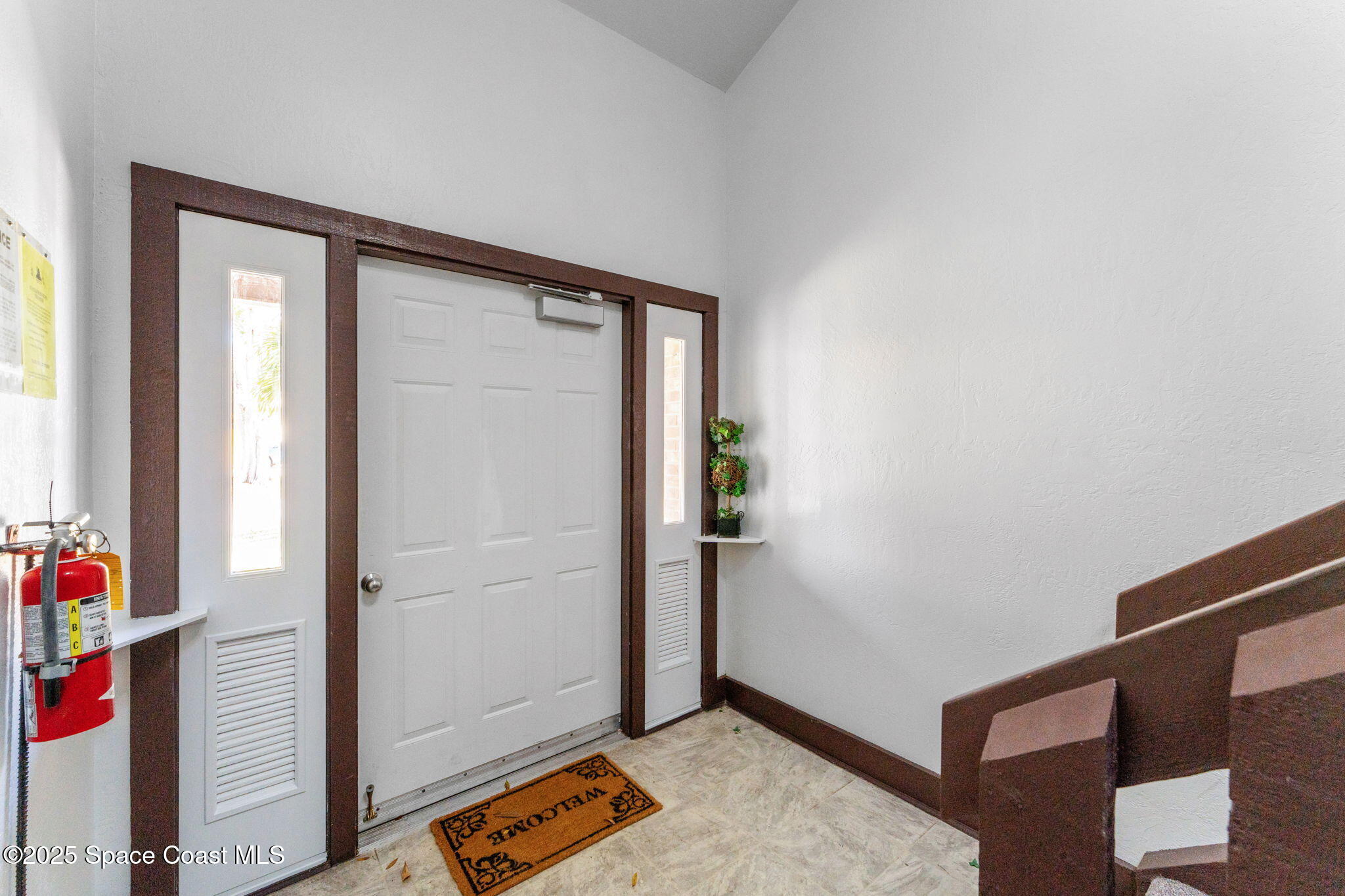 9017 Scarsdale Court, 28