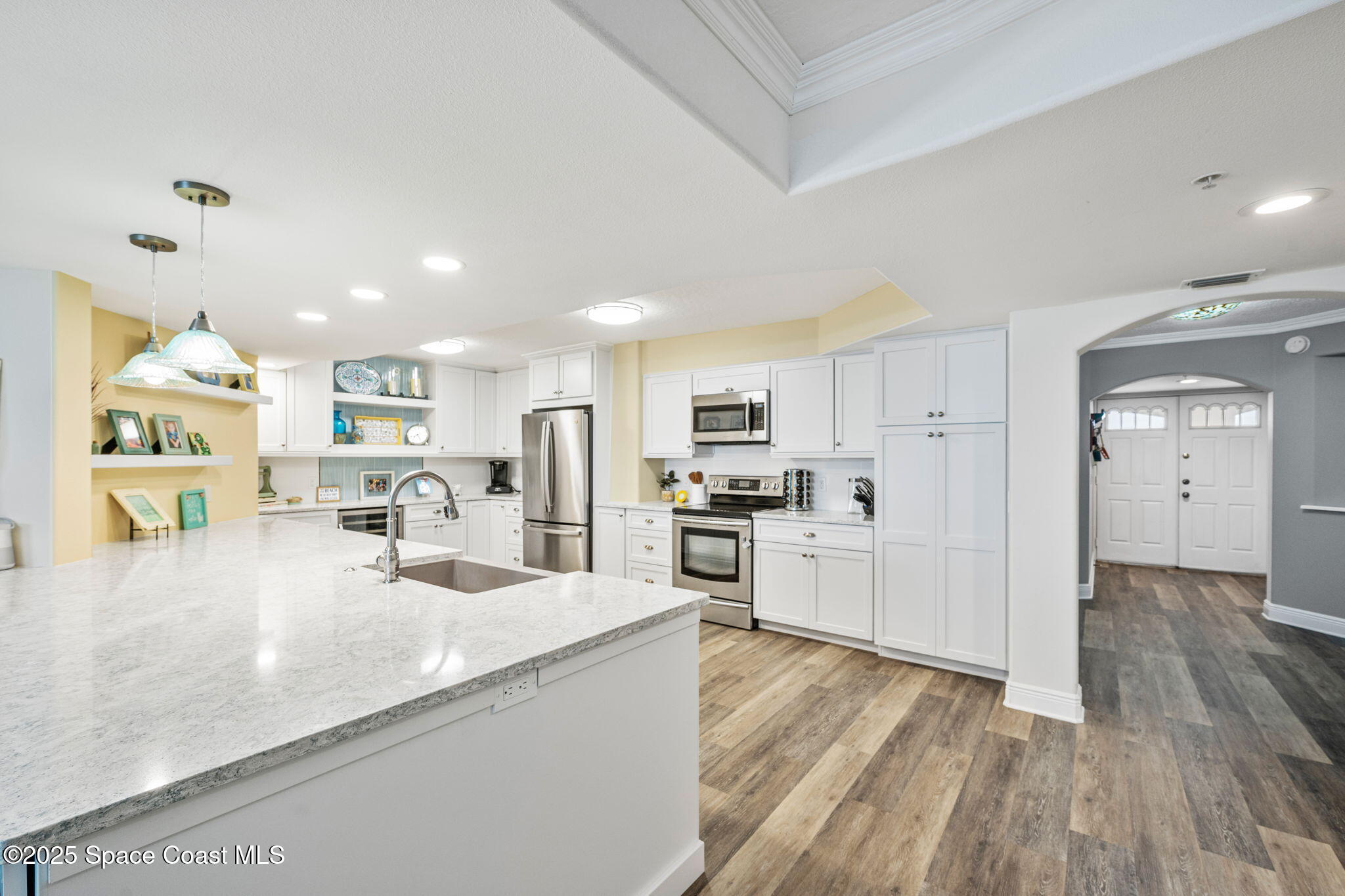 301 N Atlantic Avenue 802