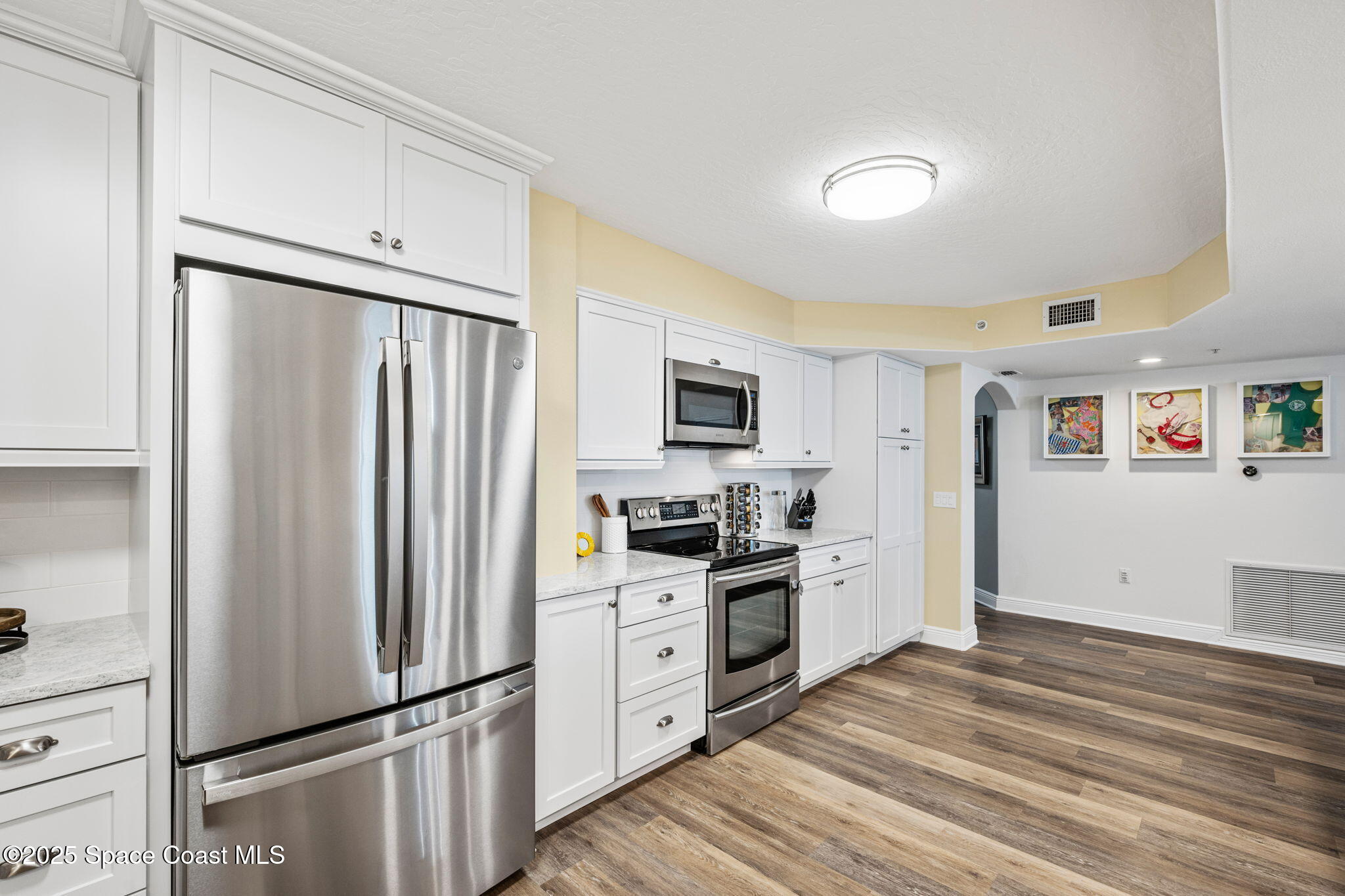 301 N Atlantic Avenue 802