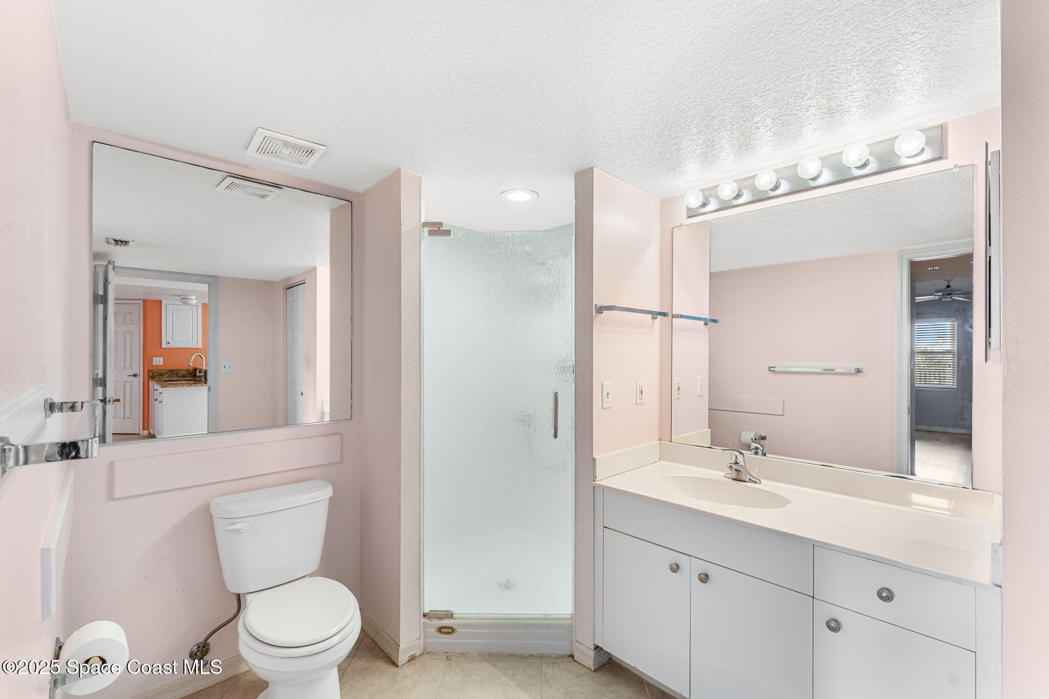 609 Shorewood Drive, 408