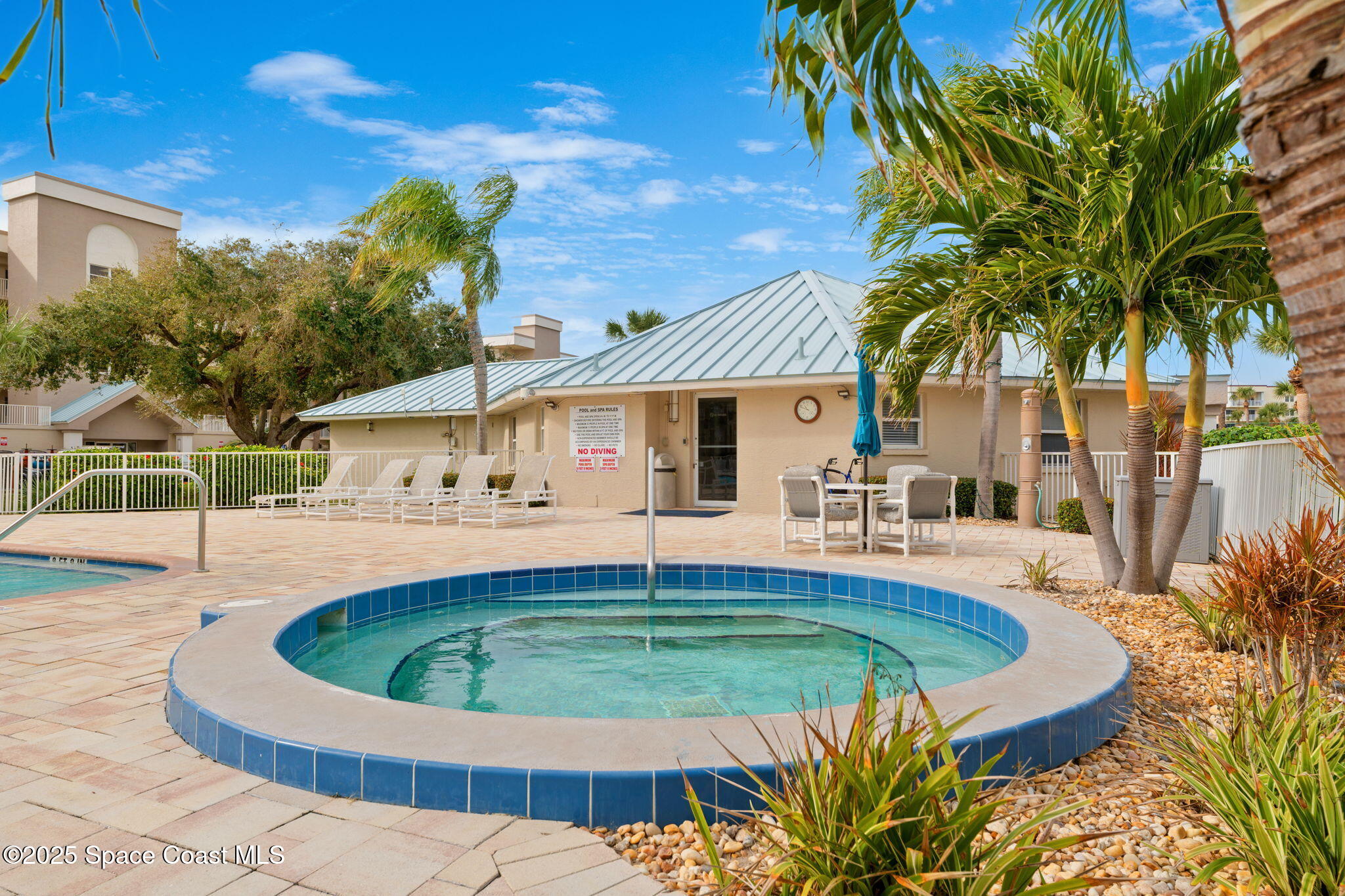 609 Shorewood Drive, 408