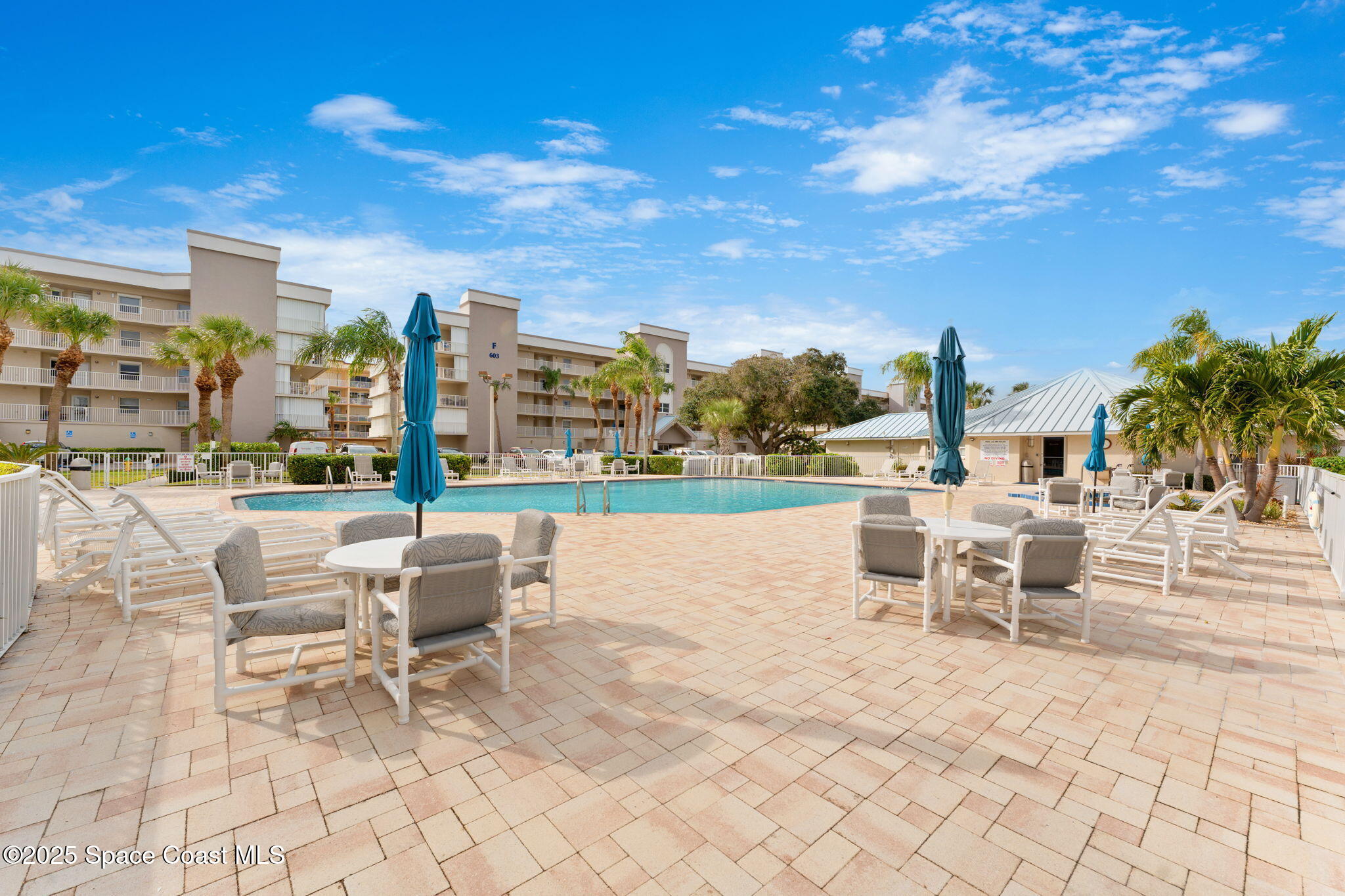 609 Shorewood Drive, 408