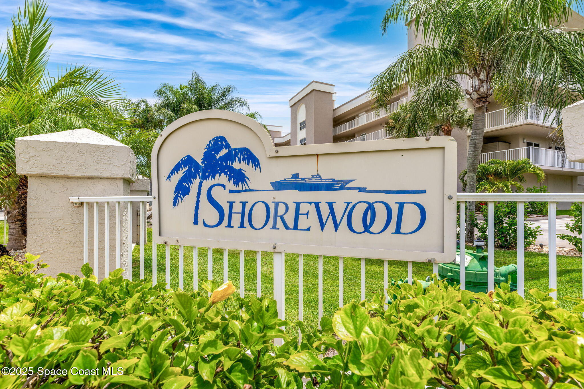 609 Shorewood Drive, 408