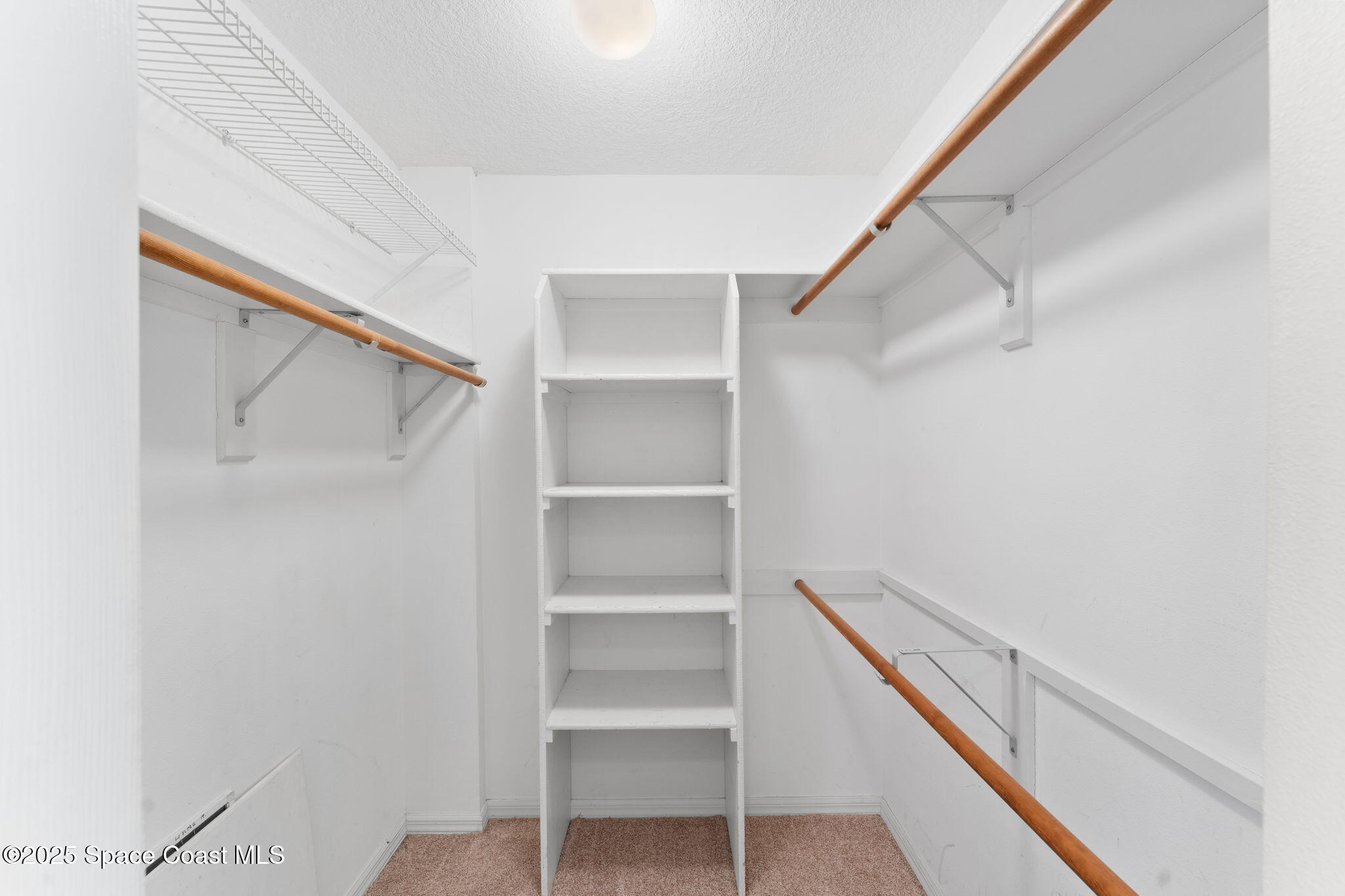 609 Shorewood Drive, 408