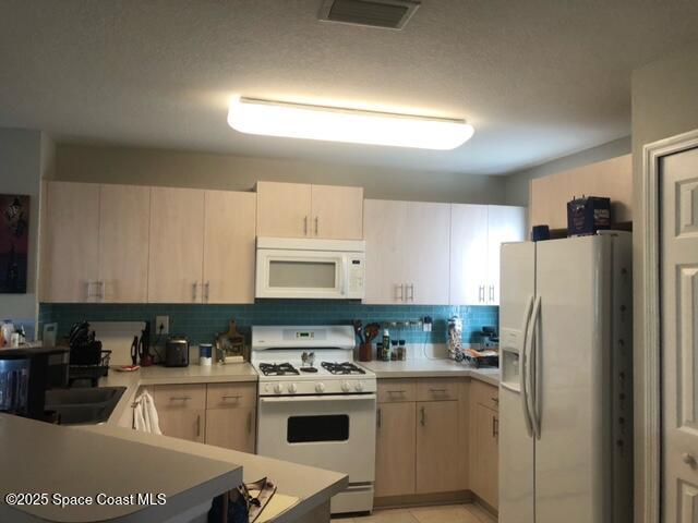 108 Tropic Place, 4-36