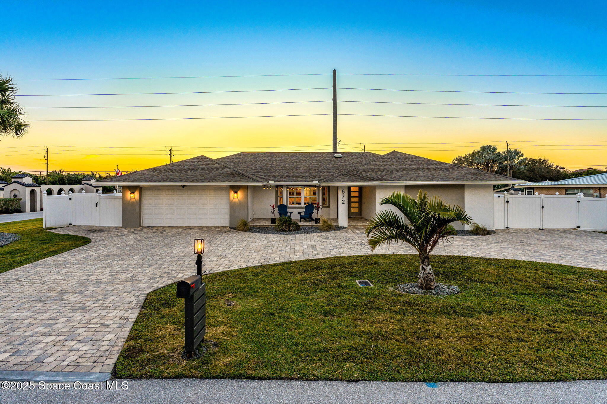 572 Spindle Palm Drive