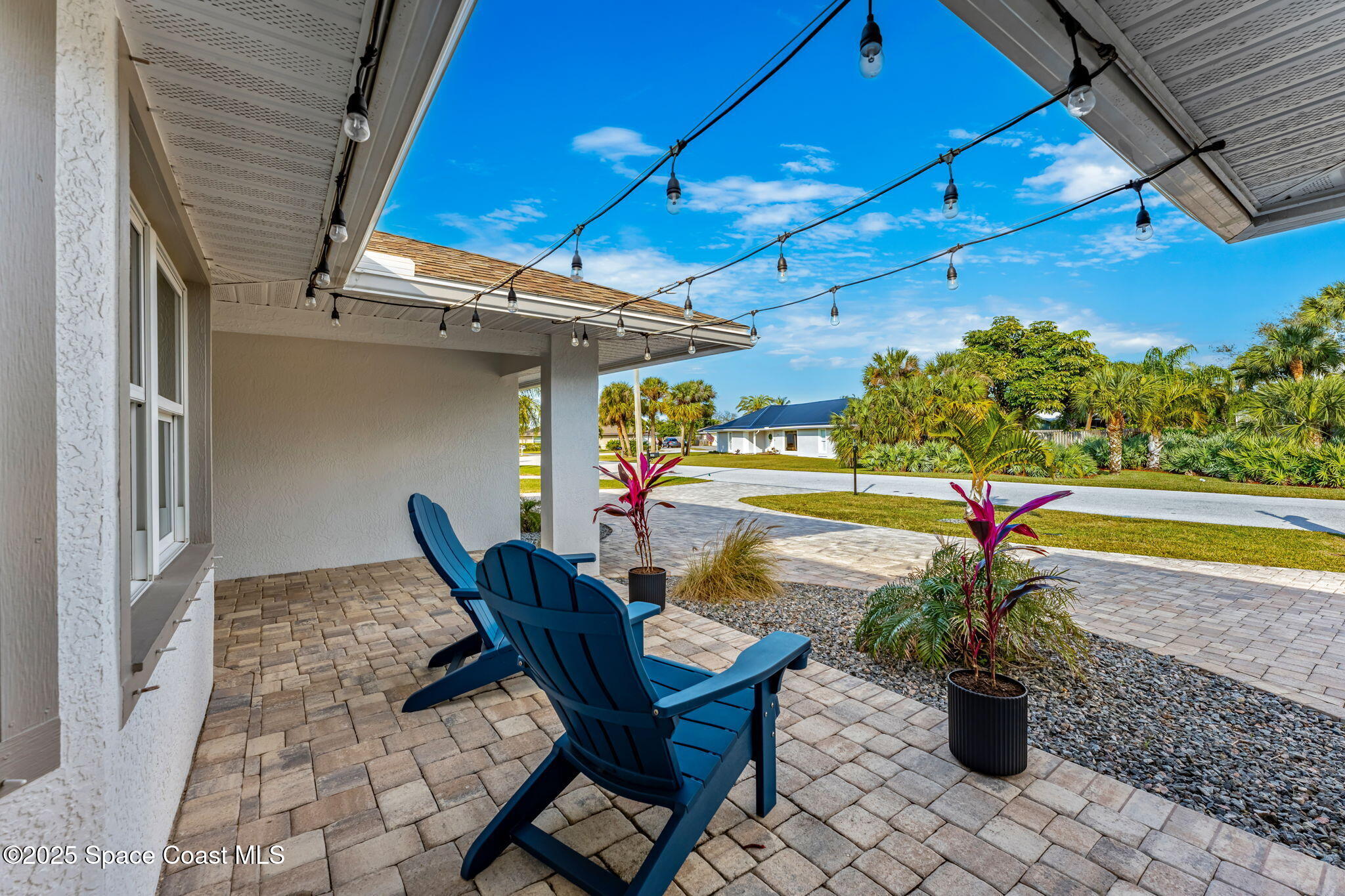 572 Spindle Palm Drive