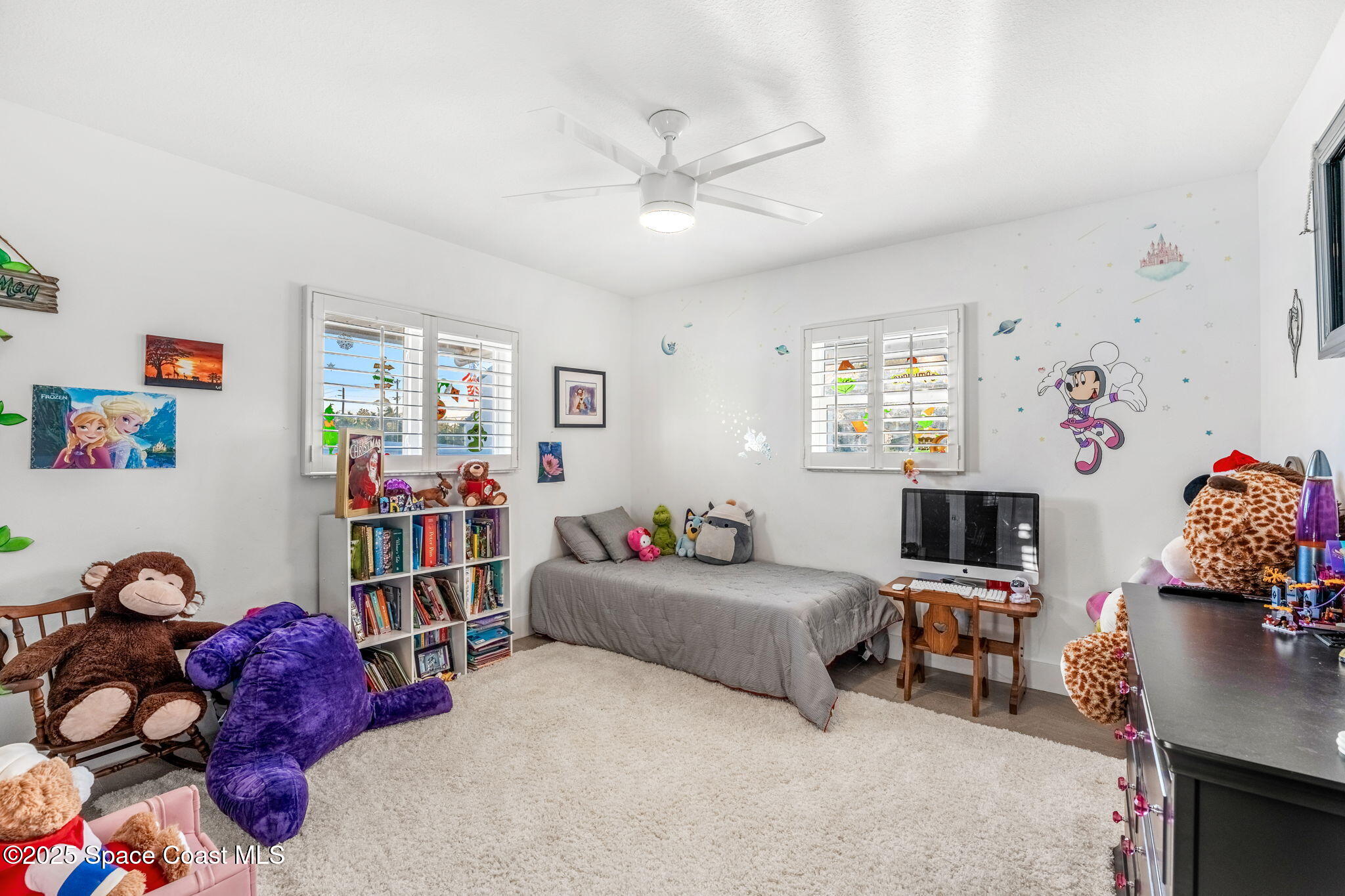 572 Spindle Palm Drive