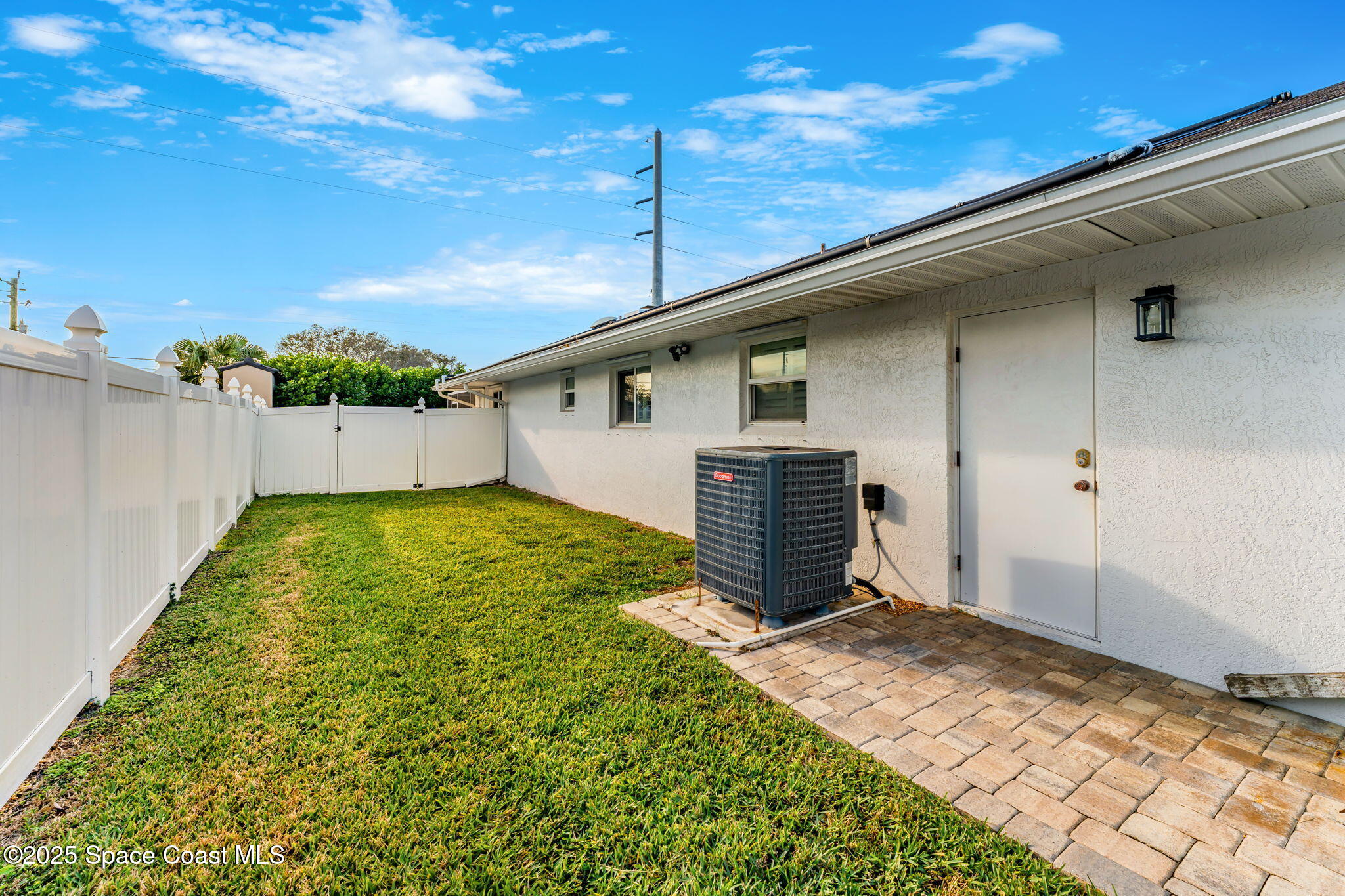 572 Spindle Palm Drive