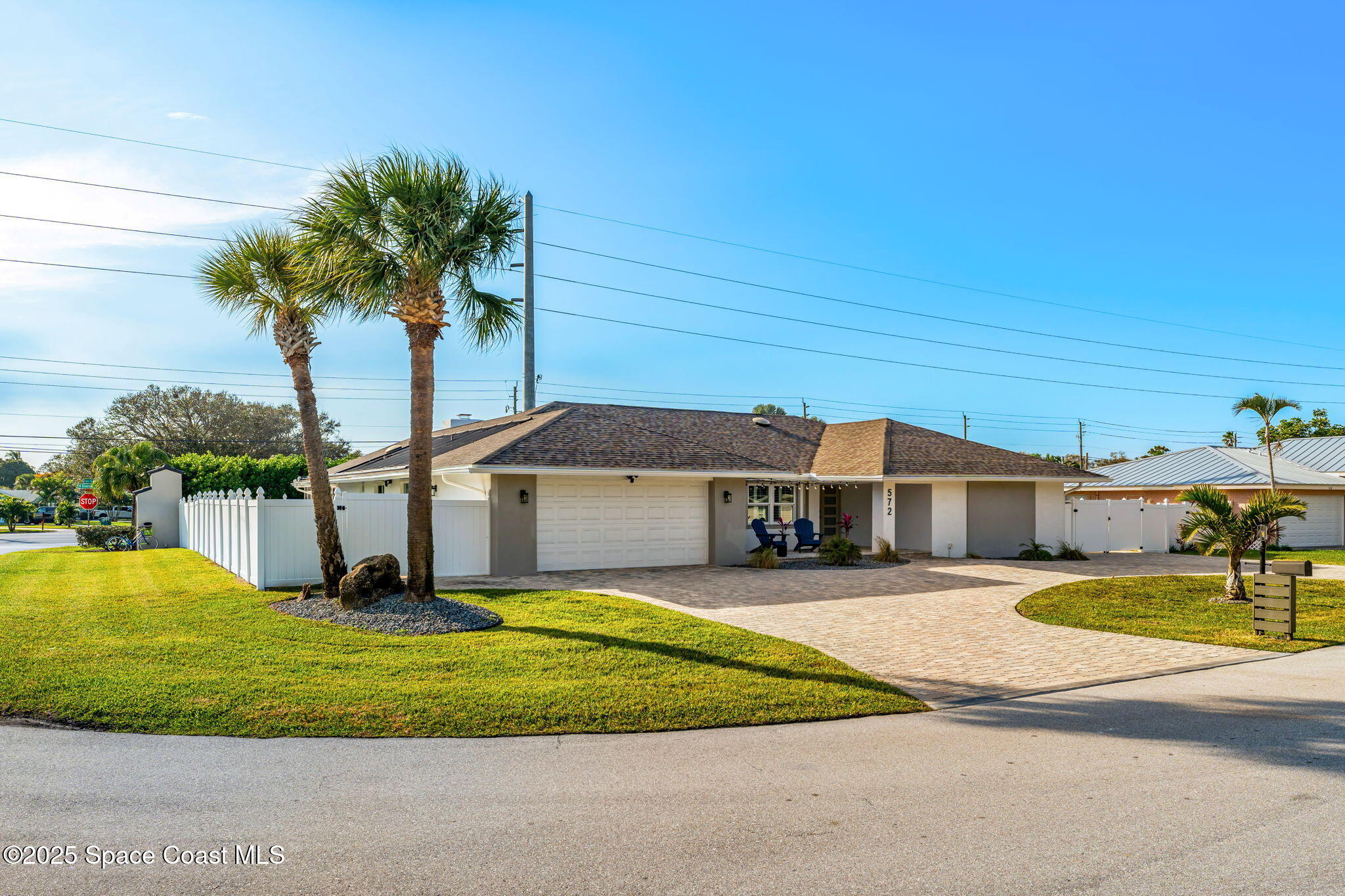 572 Spindle Palm Drive