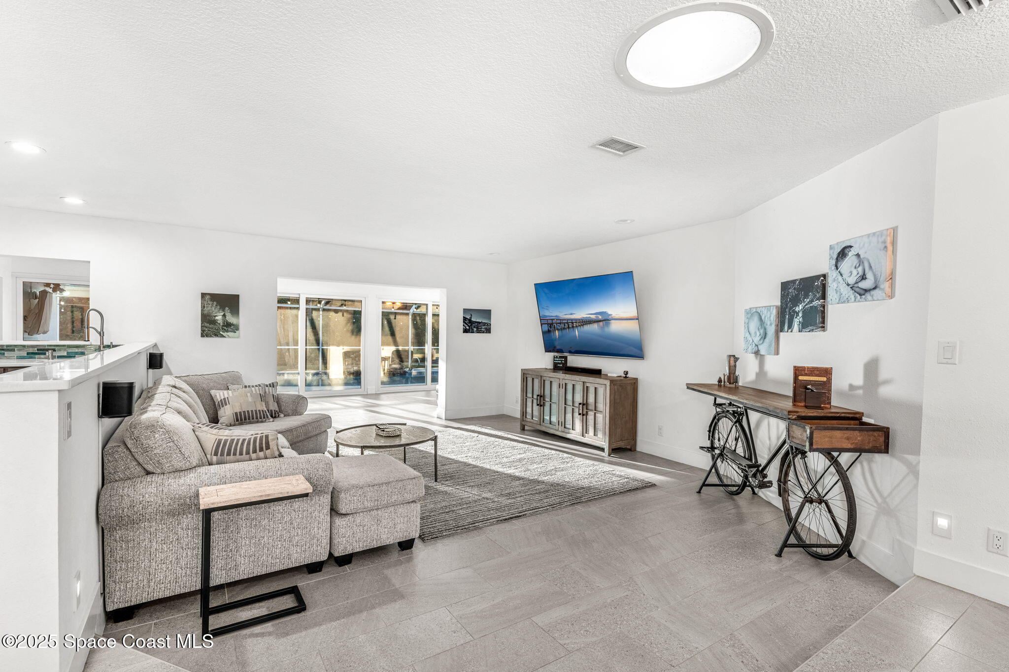 572 Spindle Palm Drive