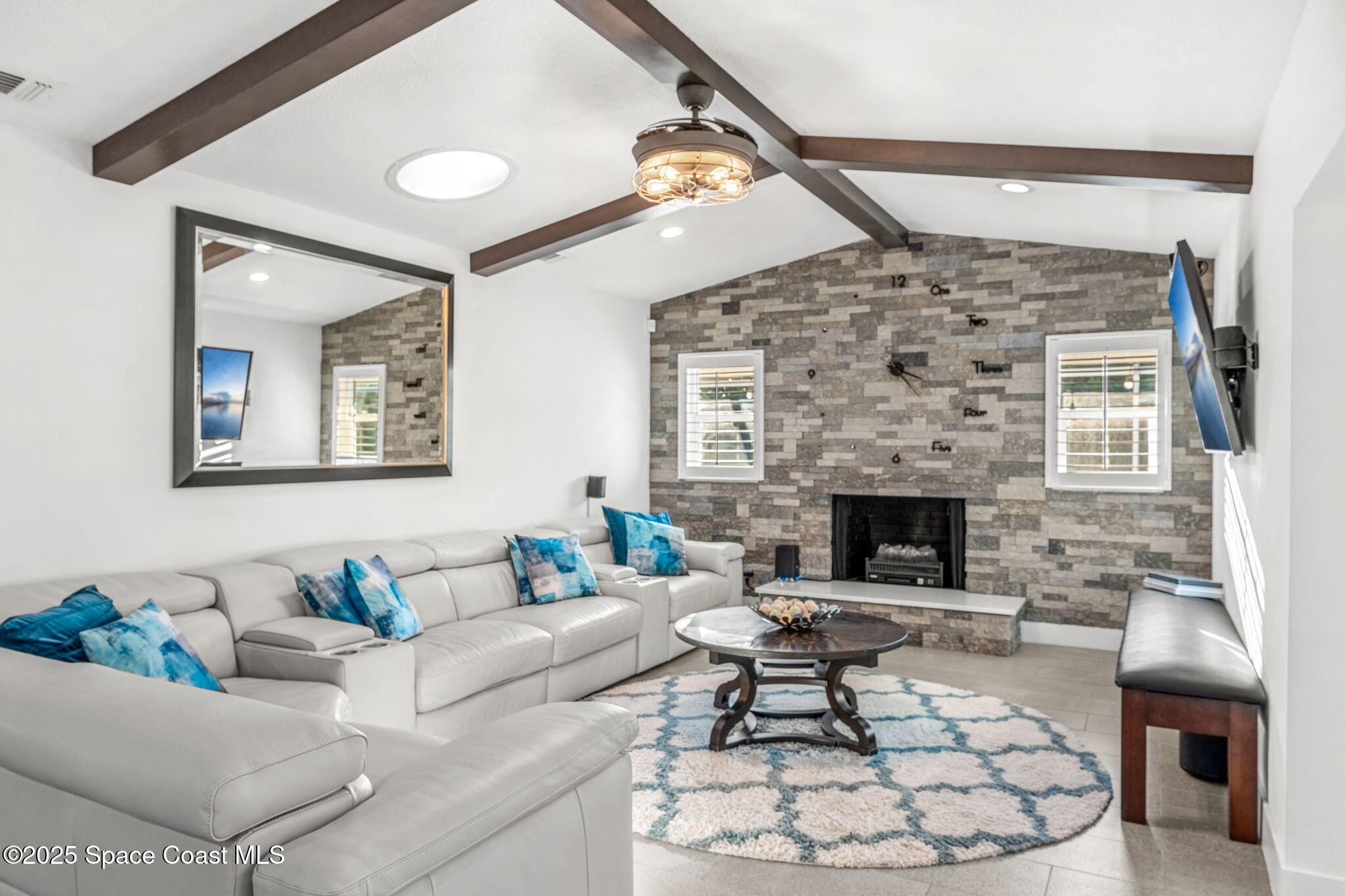 572 Spindle Palm Drive