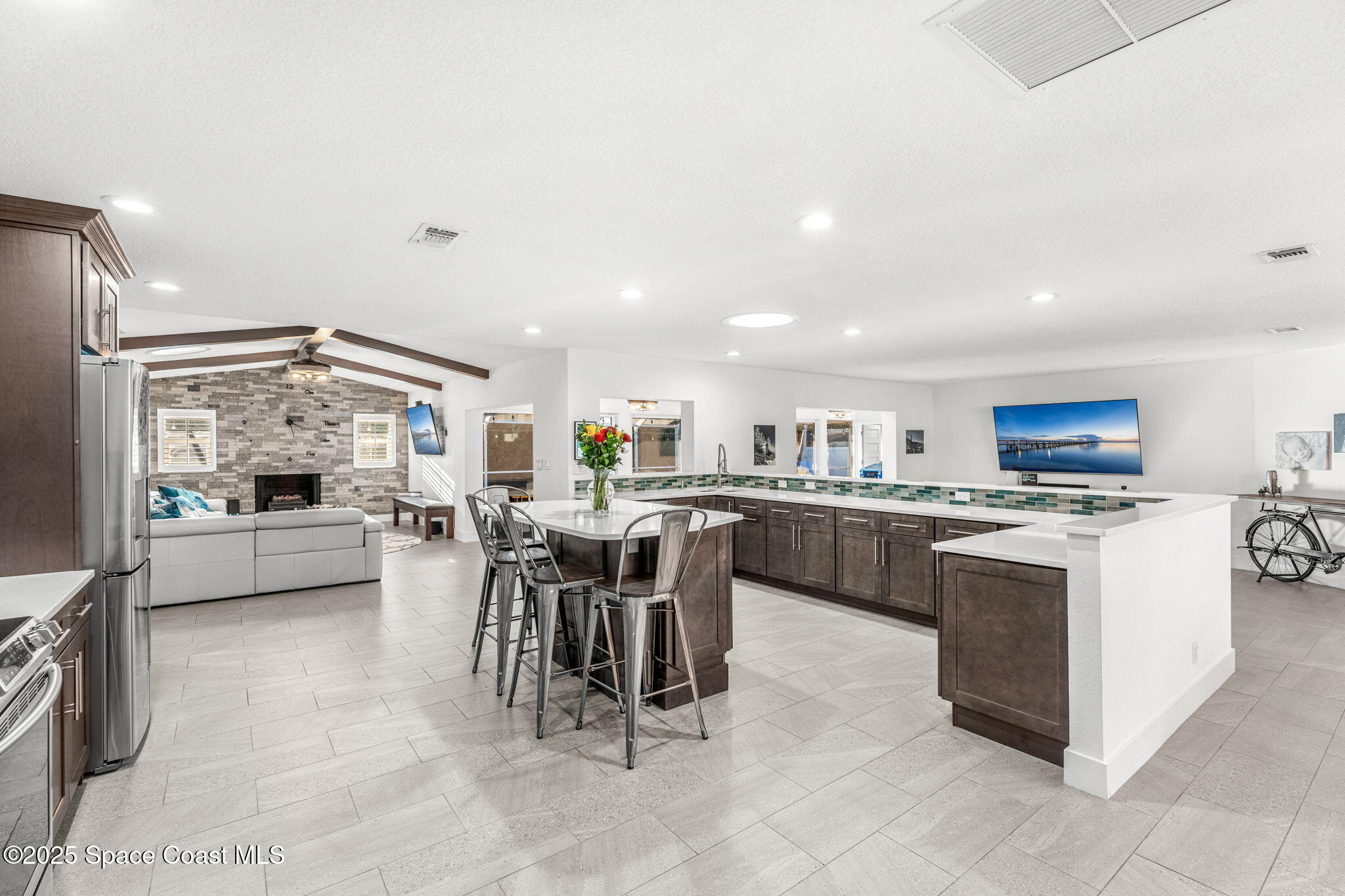 572 Spindle Palm Drive