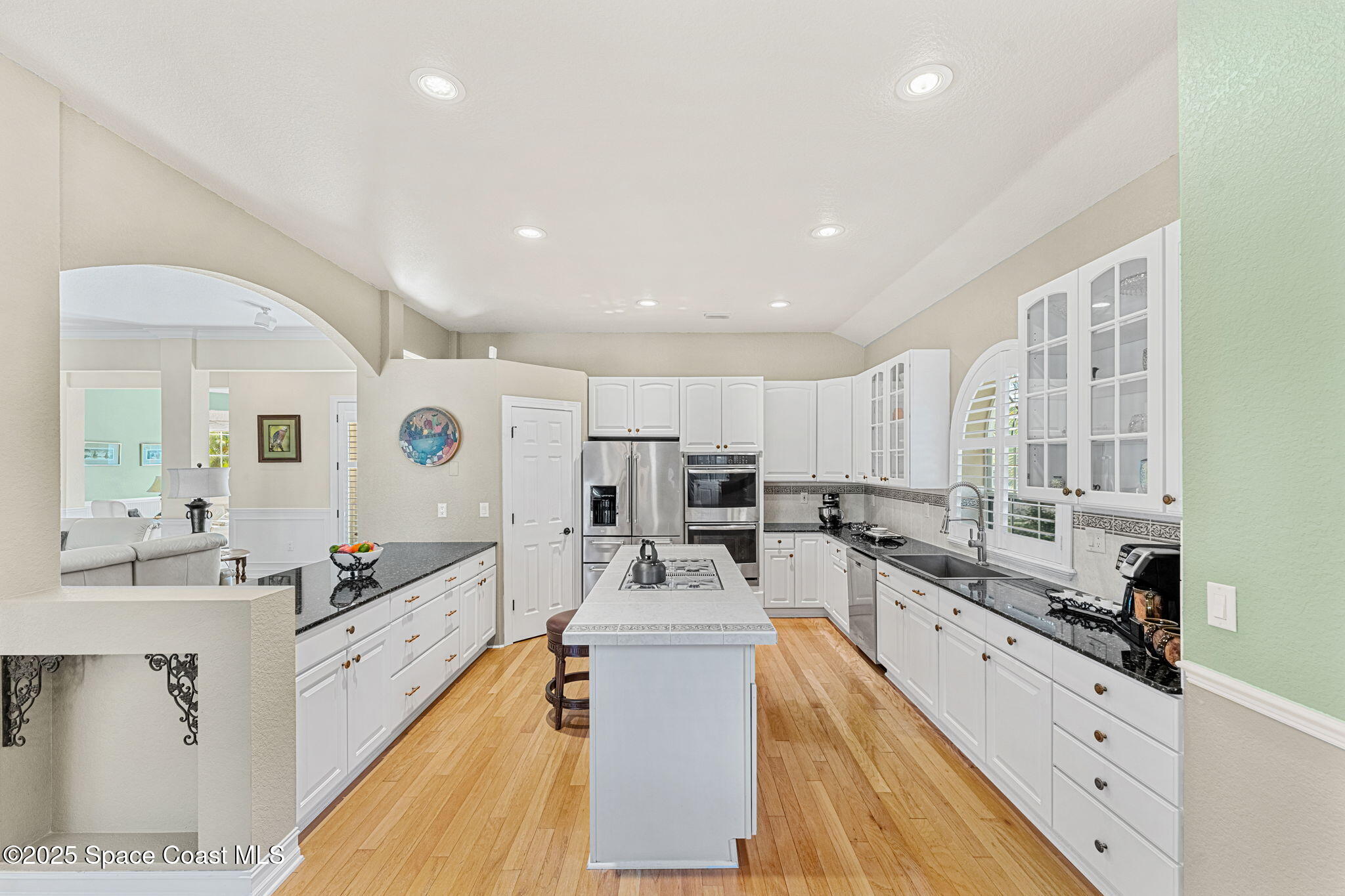 300 Marlin Place
