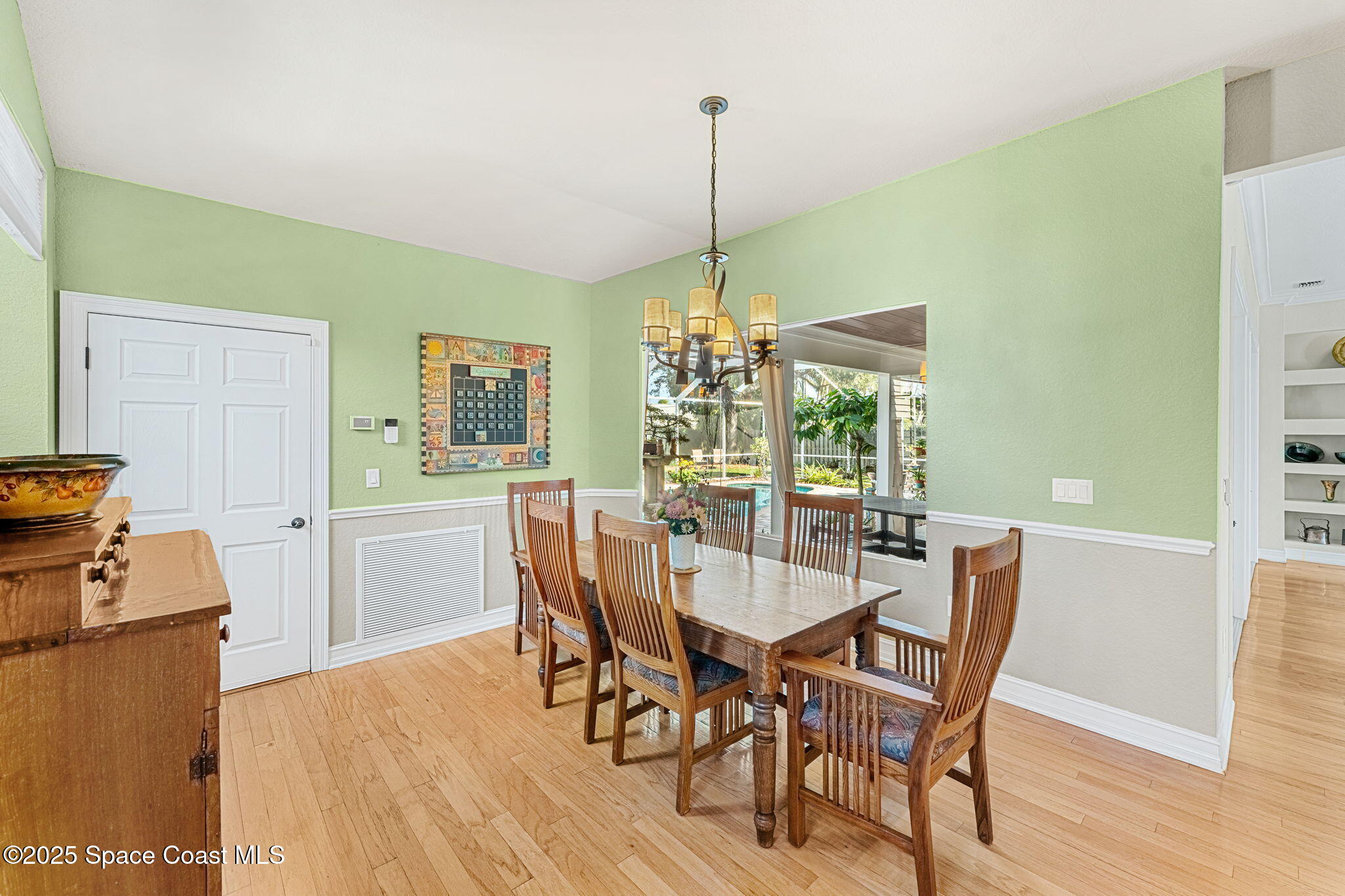 300 Marlin Place