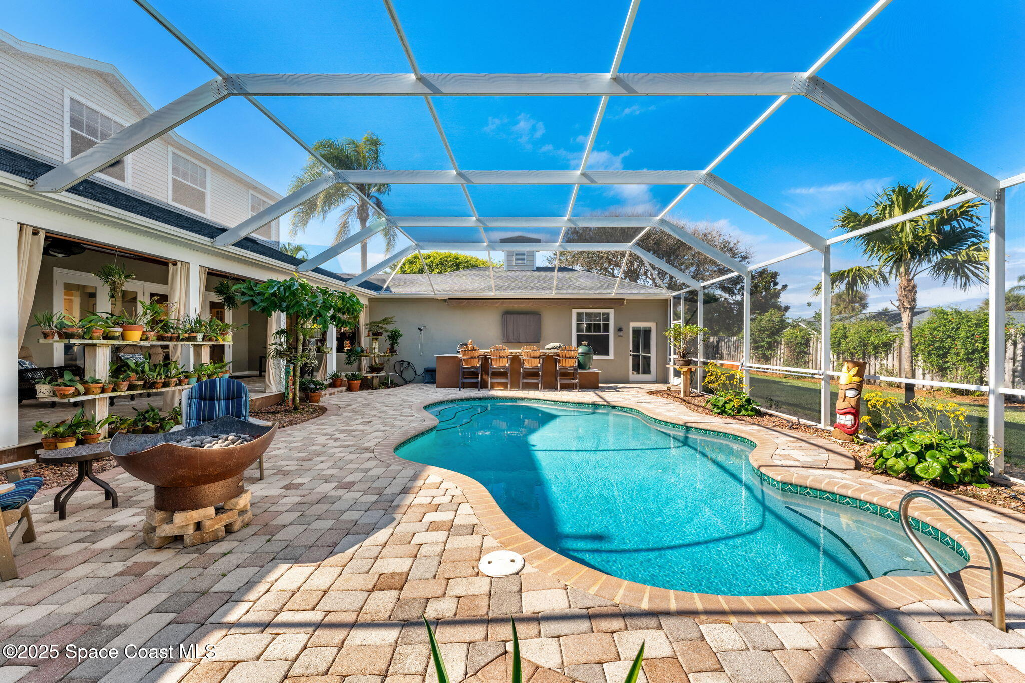 300 Marlin Place