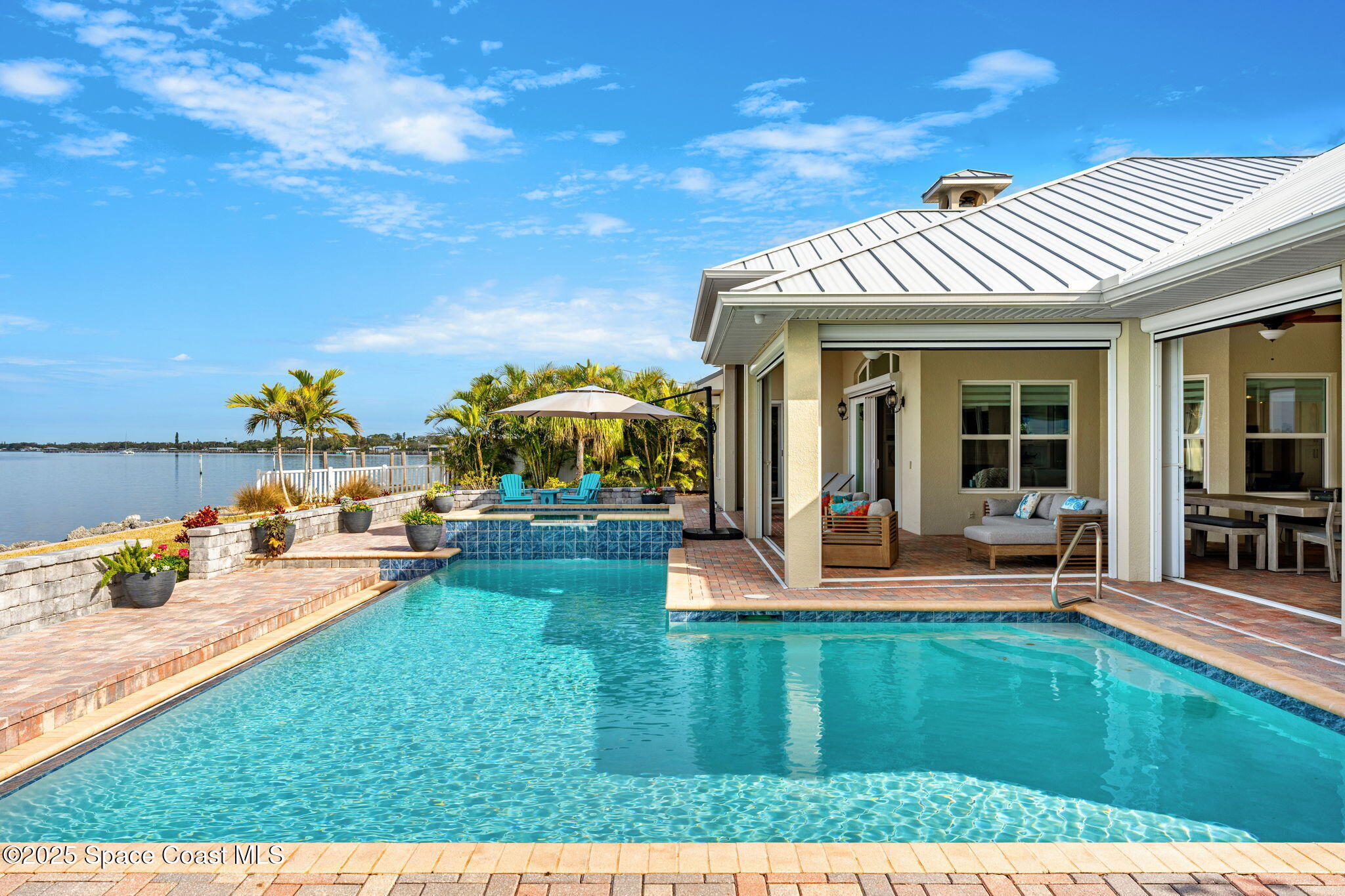 445 Riverview Lane