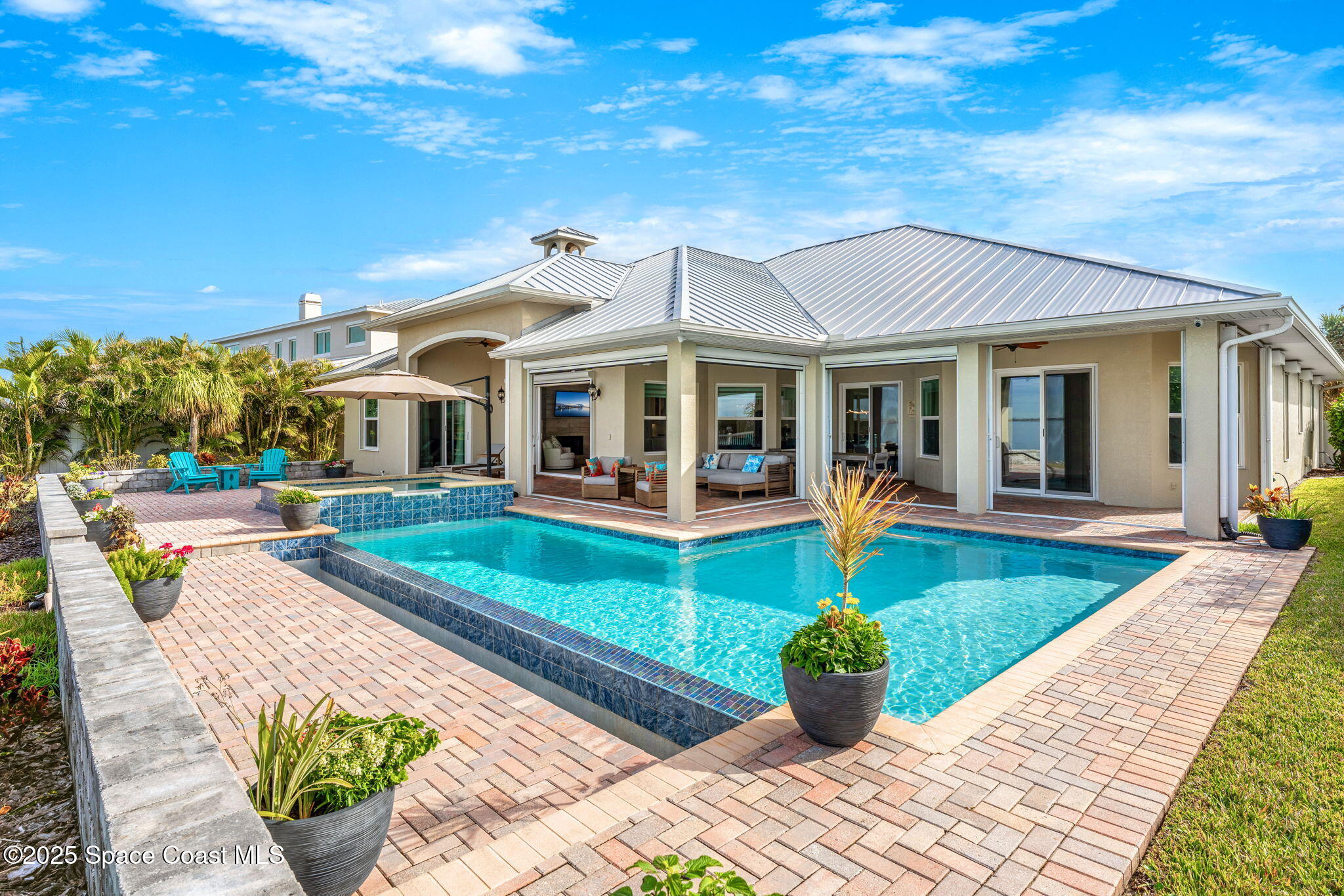 445 Riverview Lane