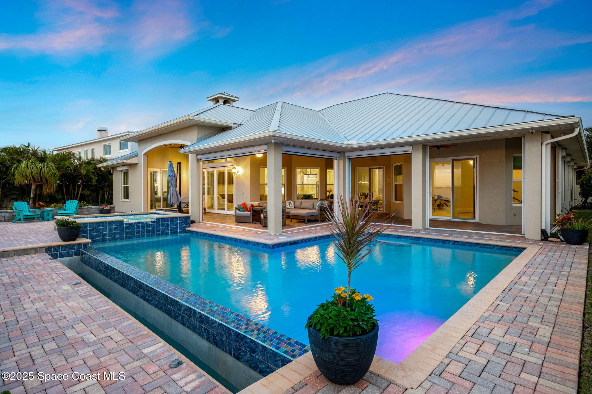 445 Riverview Lane