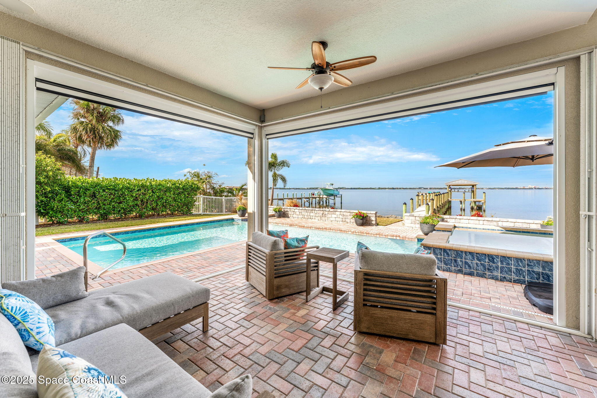 445 Riverview Lane