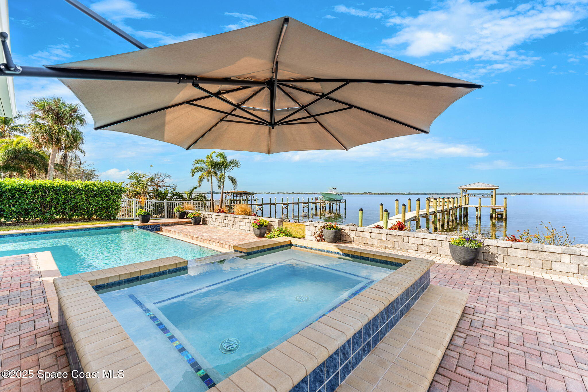 445 Riverview Lane