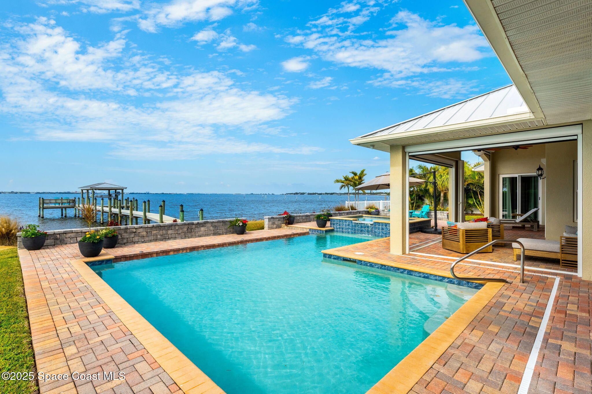445 Riverview Lane