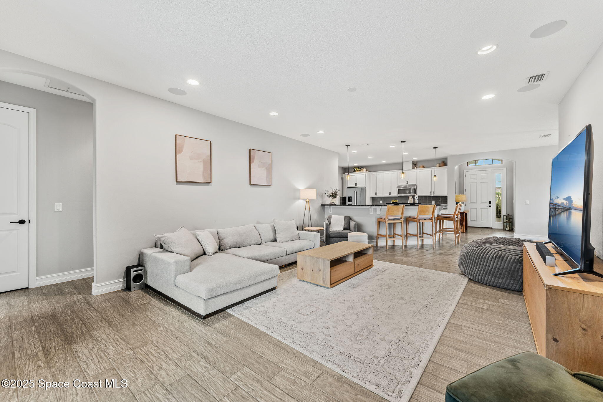8545 Stalwart Circle
