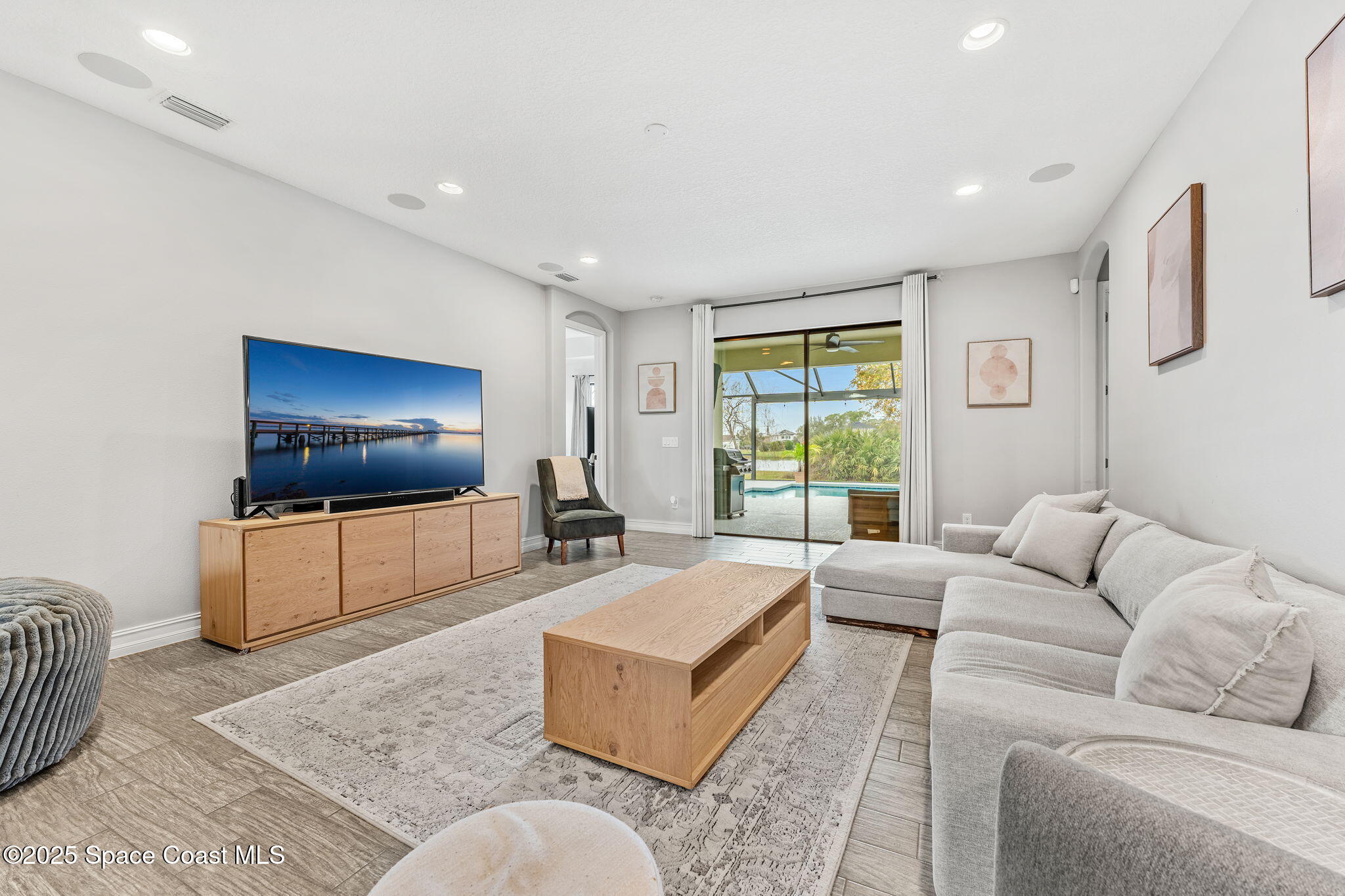 8545 Stalwart Circle