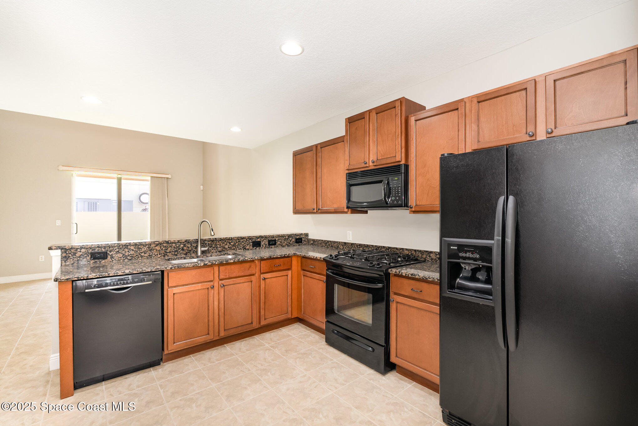 1243 Etruscan Way, 103